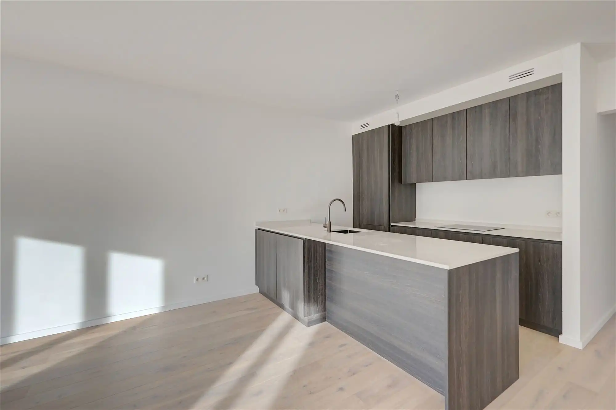 Nieuwbouw dakappartement met 2-3 slpks en terras Markgravewijk foto 6