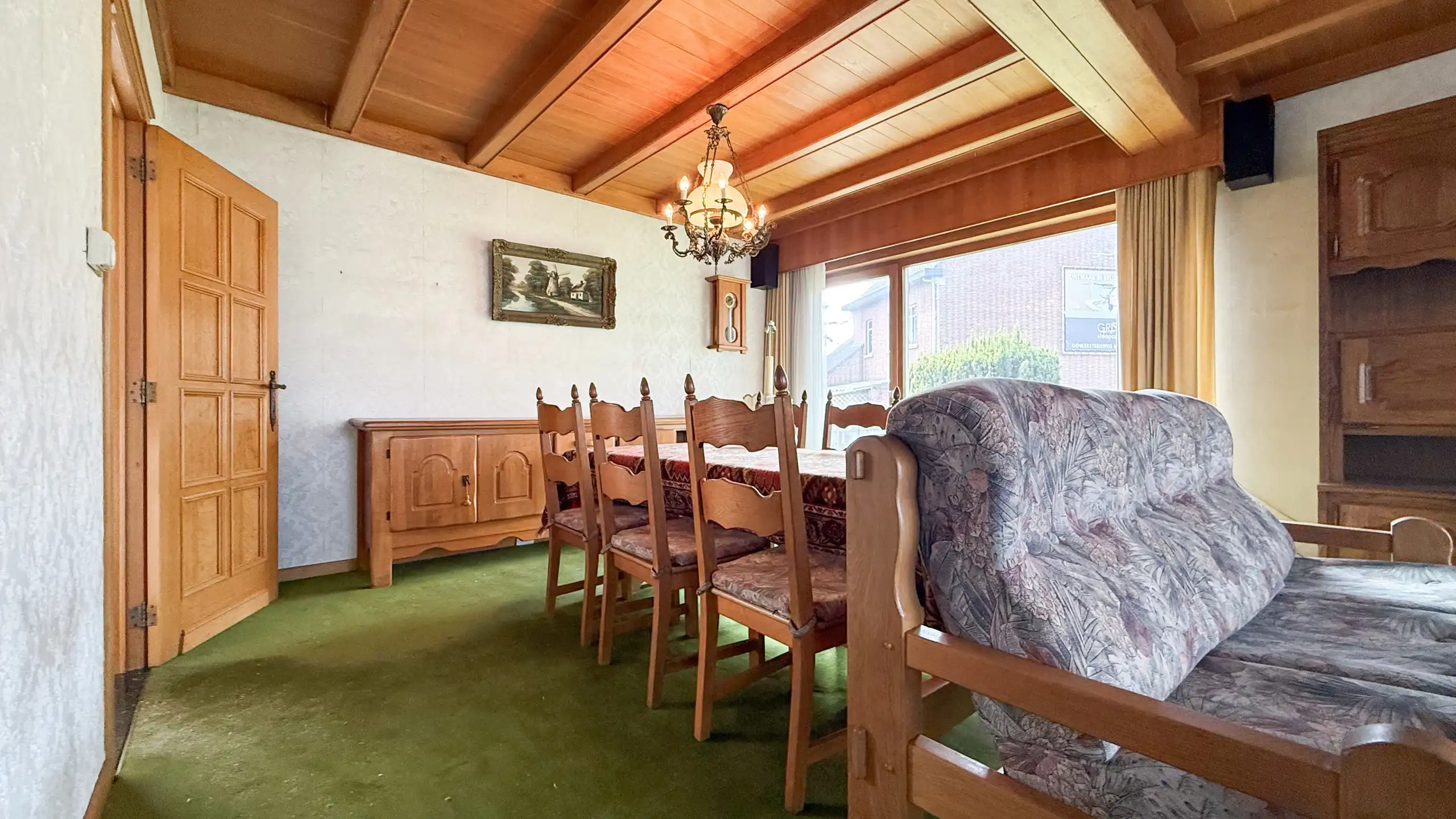 Rustig gelegen bungalow op zeer ruim perceel in Heusden! foto 5