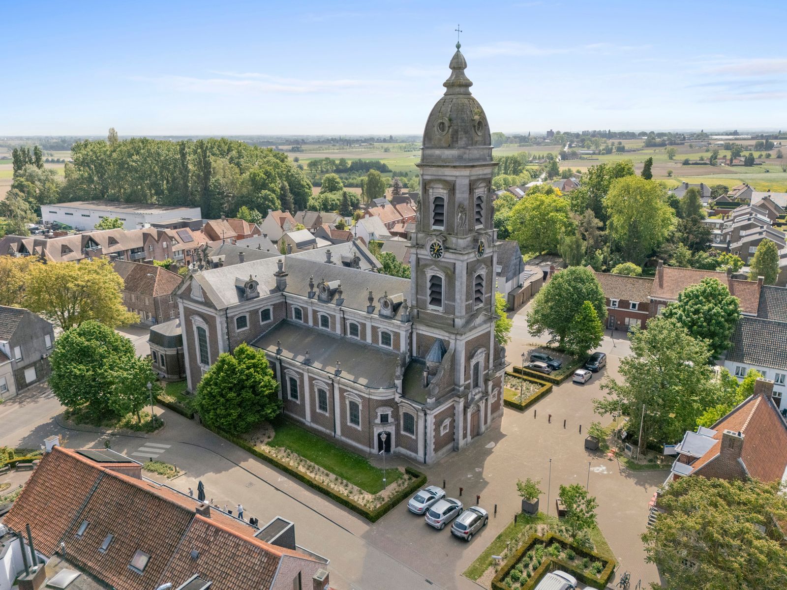 Gezellige, instapklare woning met garage en tuin foto 32