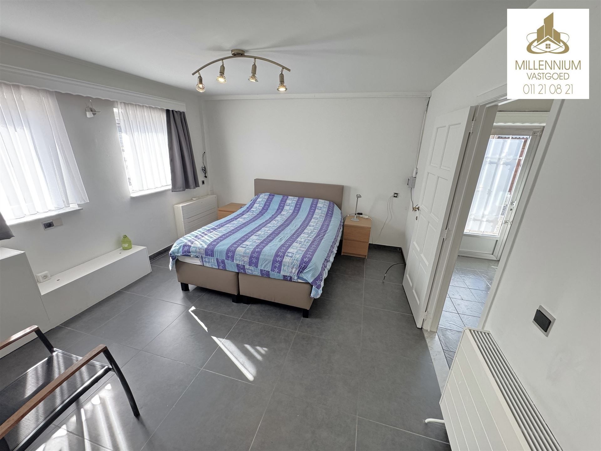 Ruime 4-Slaapkamerwoning en 2 Badkamers in Diepenbeek foto 7