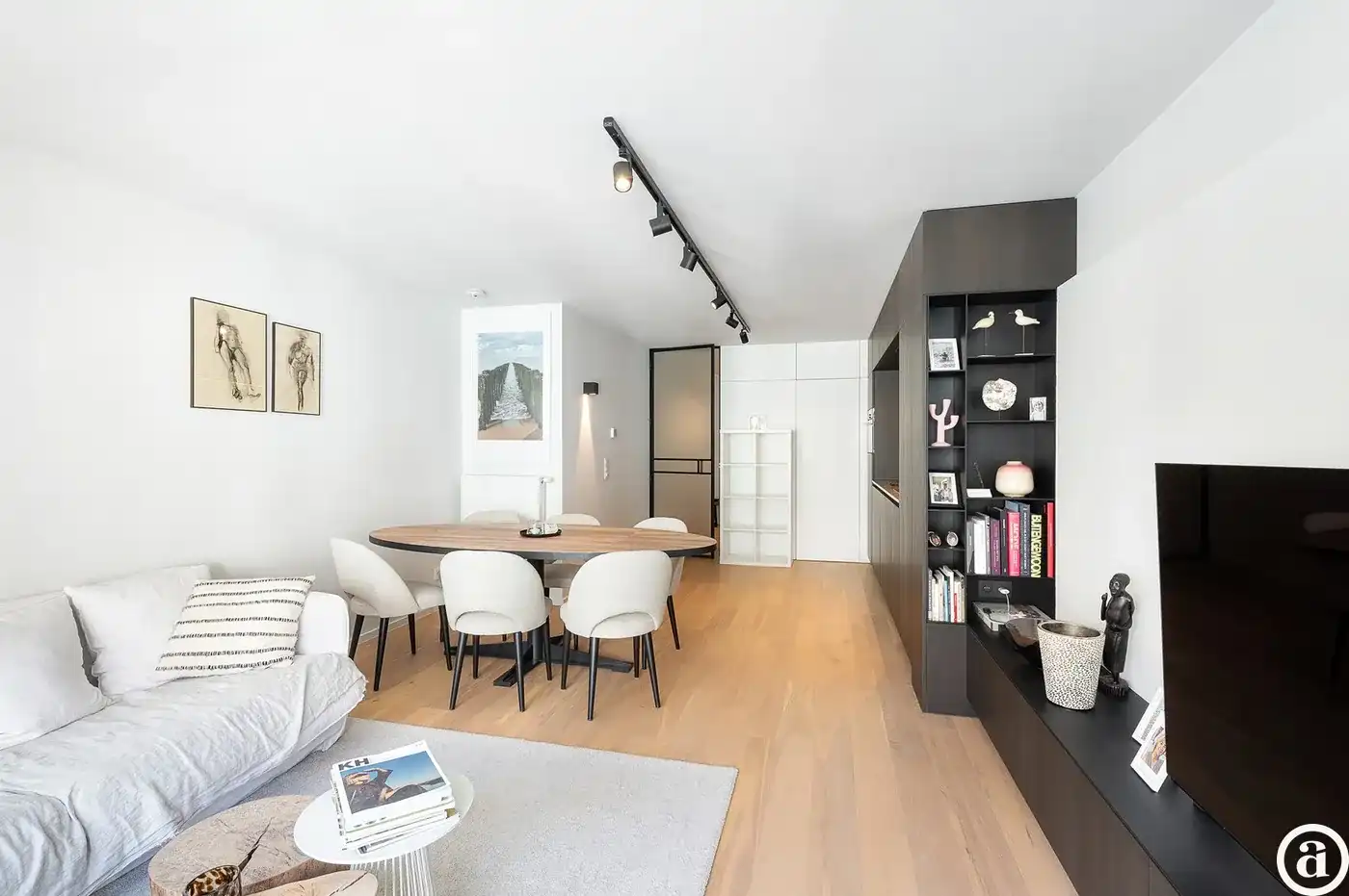 Instapklaar tweeslaapkamer-appartement nabij de zee (Rubens).  foto 4