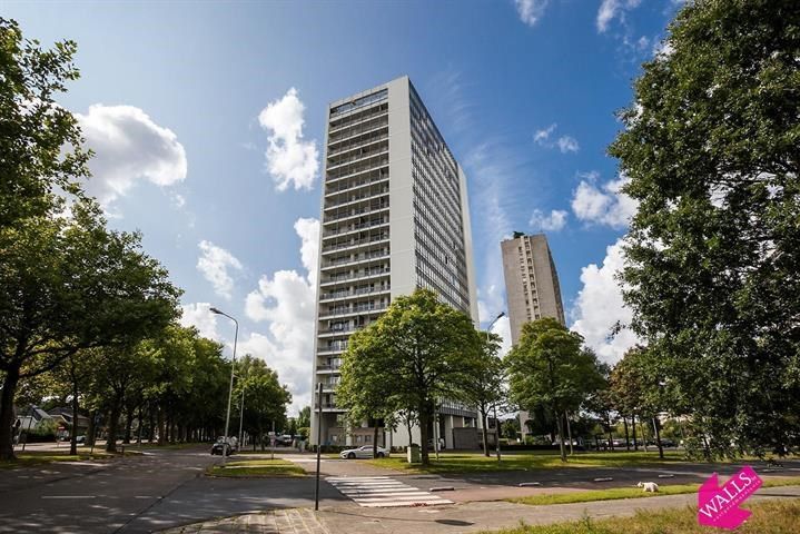 Vernieuwd en instapklaar appartement (130 m²) op de 12de verdieping van Residentie 'Panorama Tower'! foto 3