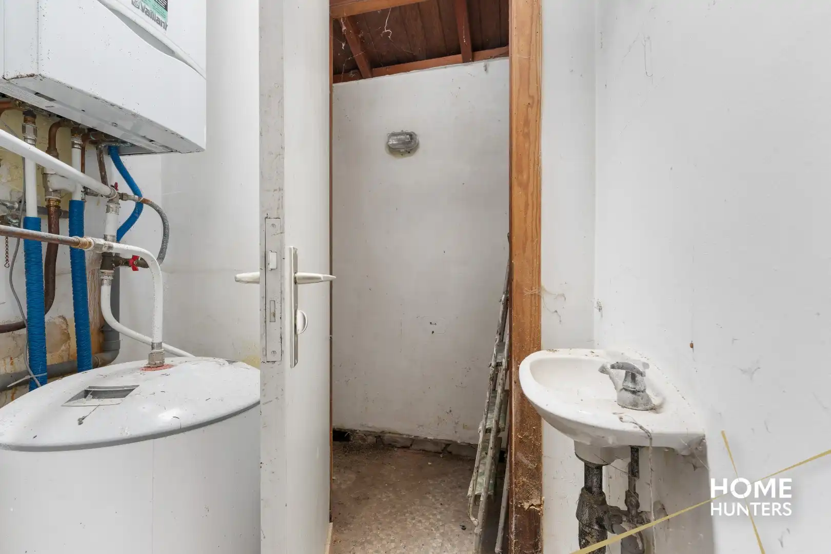 Een verborgen parel in het hart van Ieper – wonen, werken én genieten op één unieke locatie foto 12