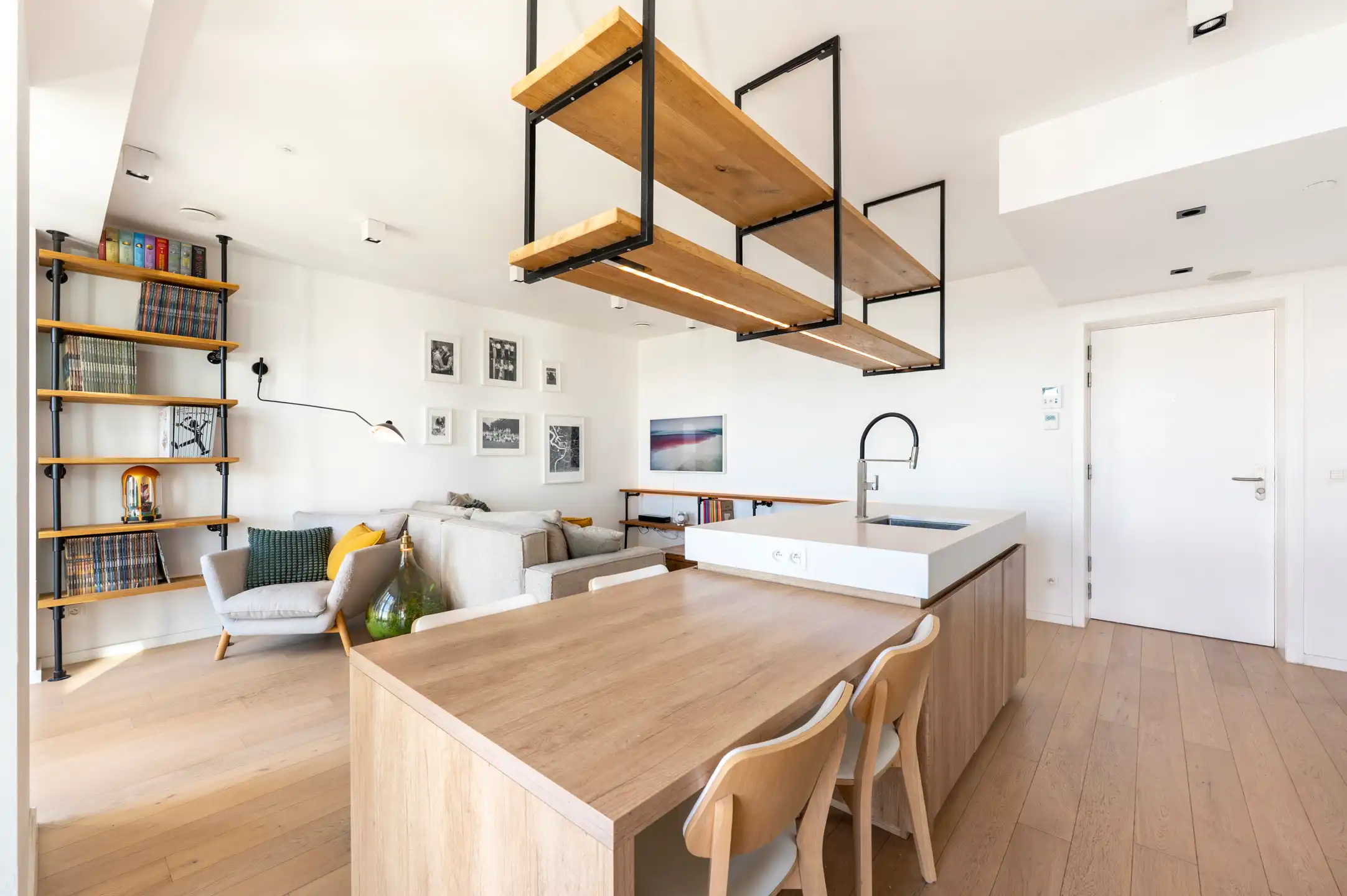 ANTWERPEN - Prachtig 2- slk appartement met panoramisch zicht foto 8