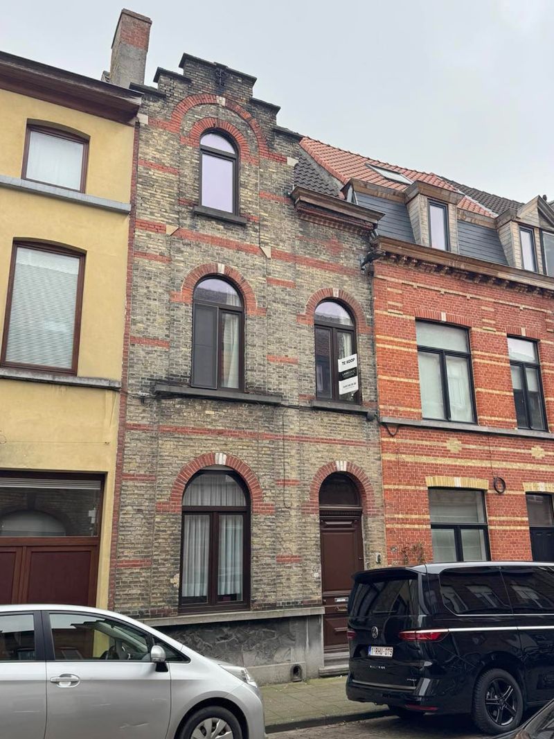 Huis met 4 slaapkamers en stadstuin foto 2