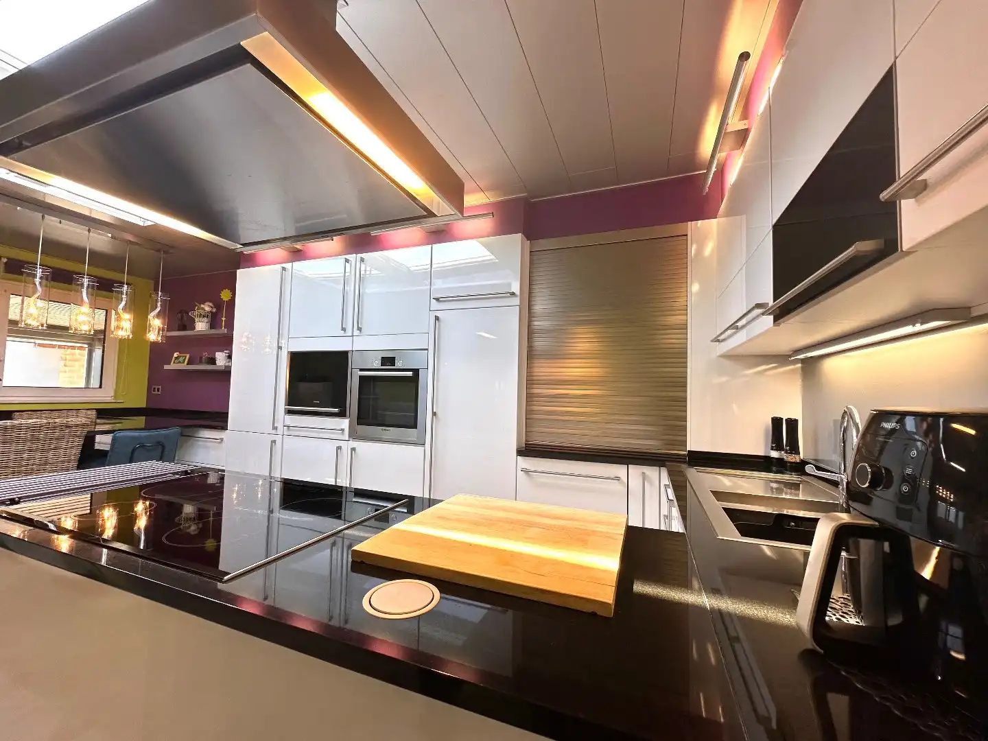 Verzorgde gezinswoning met uitzonderlijke garage op een ruim perceel in Zichen-Zussen-Bolder (Riemst) foto 9