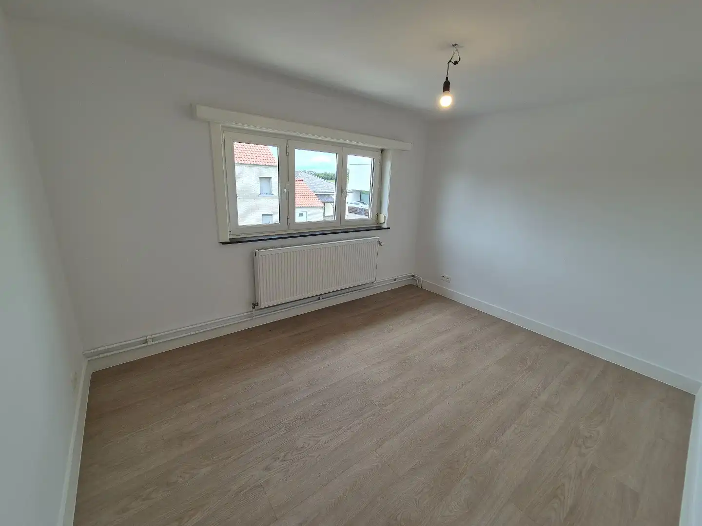 Prachtig gerenoveerde vrijstaande woning met ruime tuin. foto 14