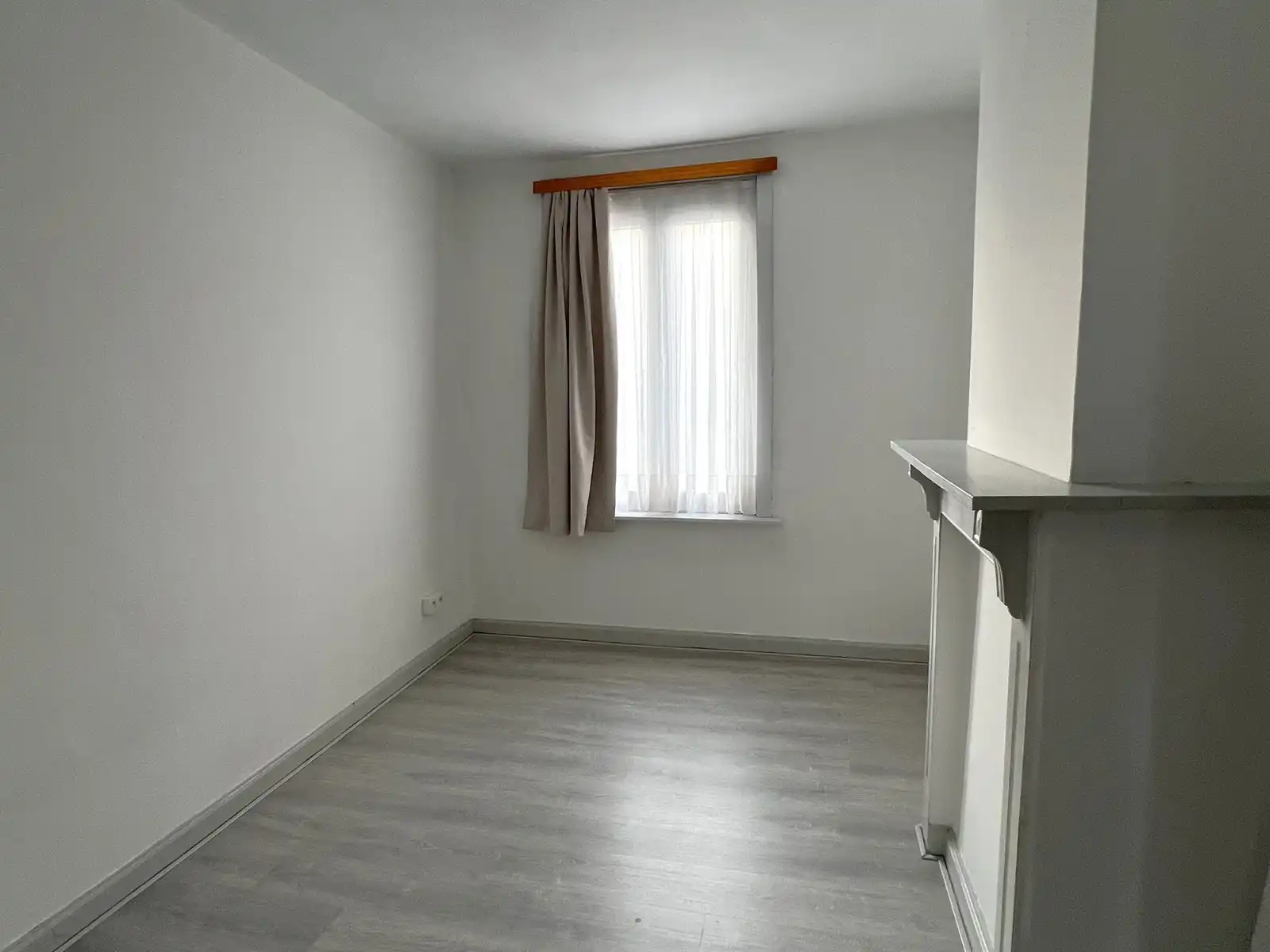 Verzorgde rijwoning met diepe tuin foto 15