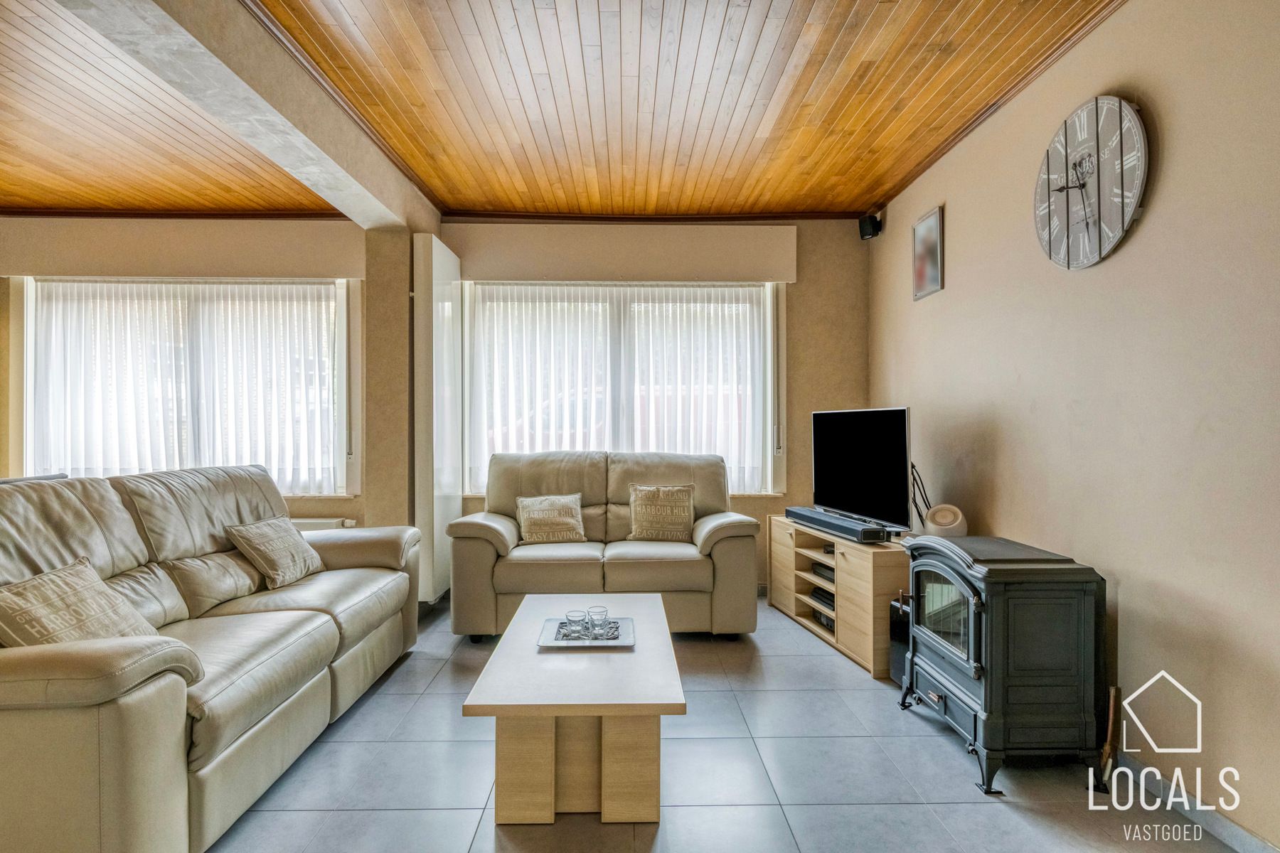 Instapklare woning met 3 slaapkamers, tuin & garage foto 5