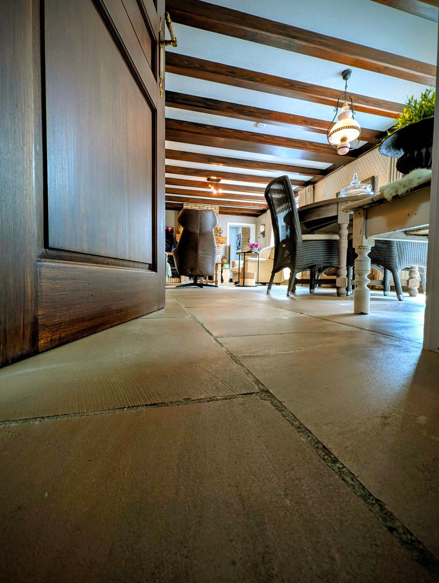 Vrijstaande villaatje met nieuwe keuken & badkamer. (op 519m² grond) foto 15