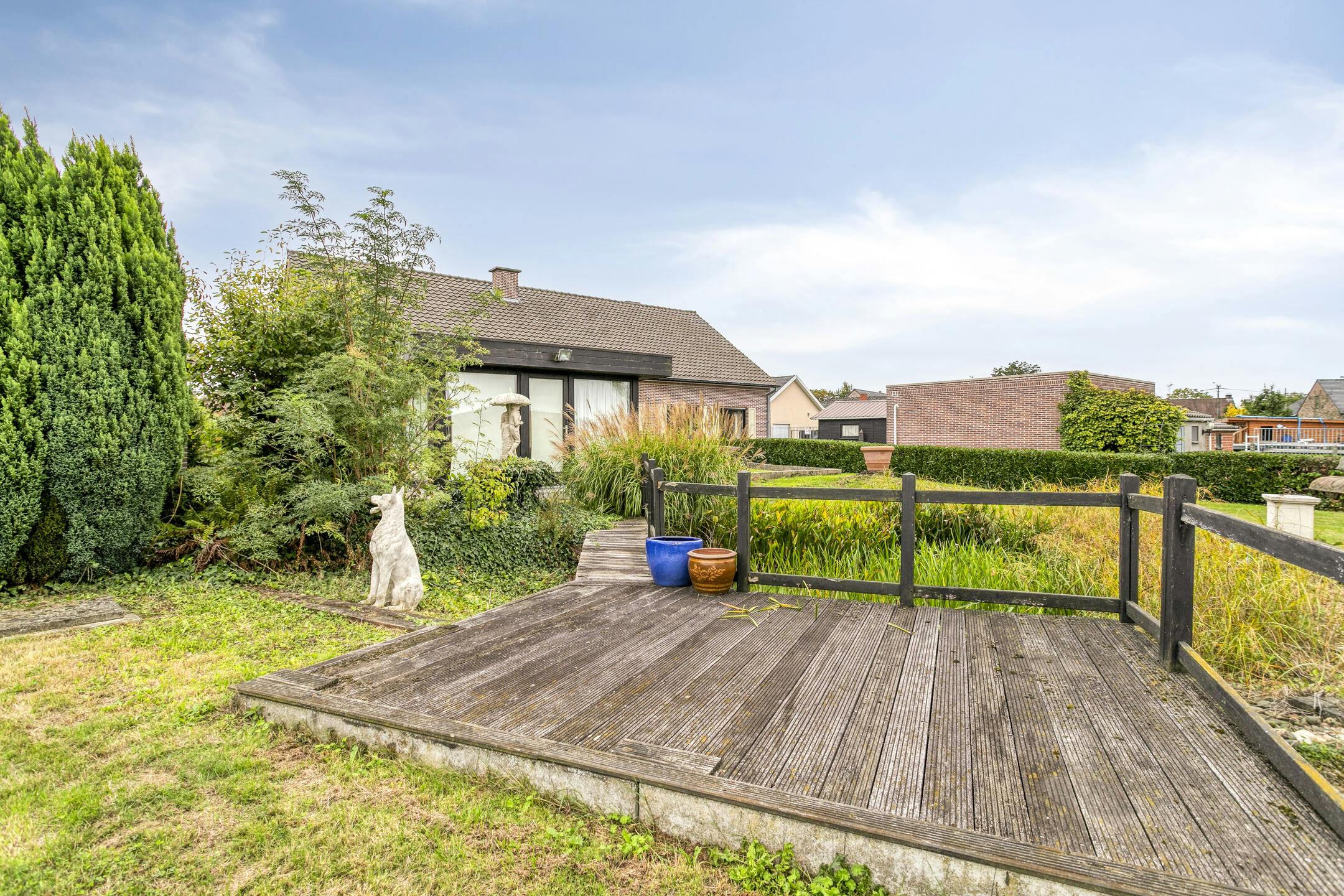 Gelijkvloers huis op ruim perceel te koop in Waregem foto 7