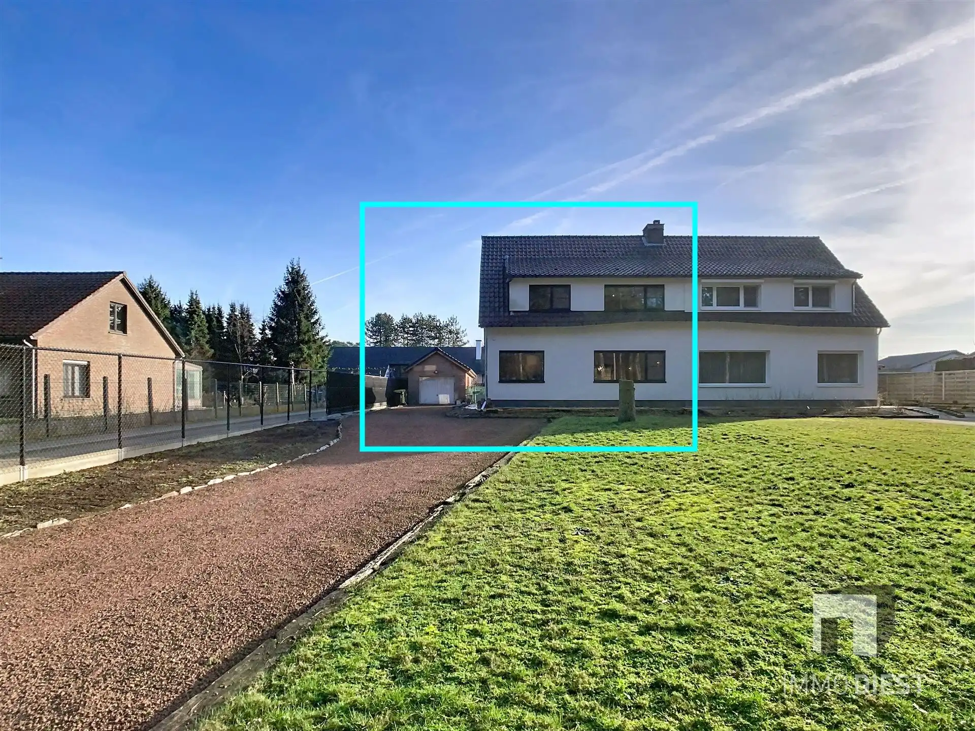 Instapklare woning op 9a 20ca nabij de bossen van Averbode; wonen met ruimte, rust en kansen. foto {{pictureIndex}}