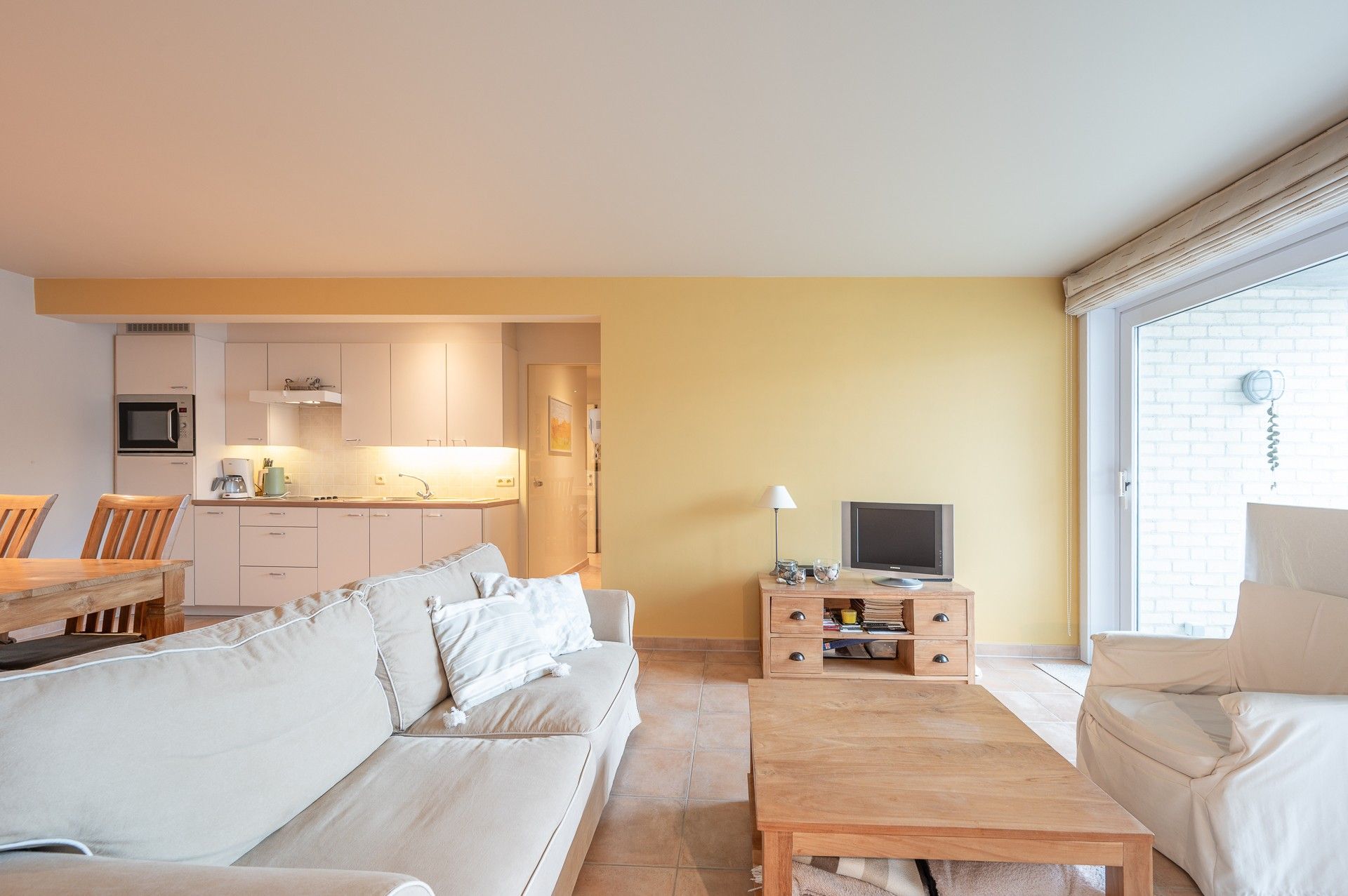 Heel verzorgd appartement met 2 slaapkamers te koop in het centrum van De Haan. foto 2