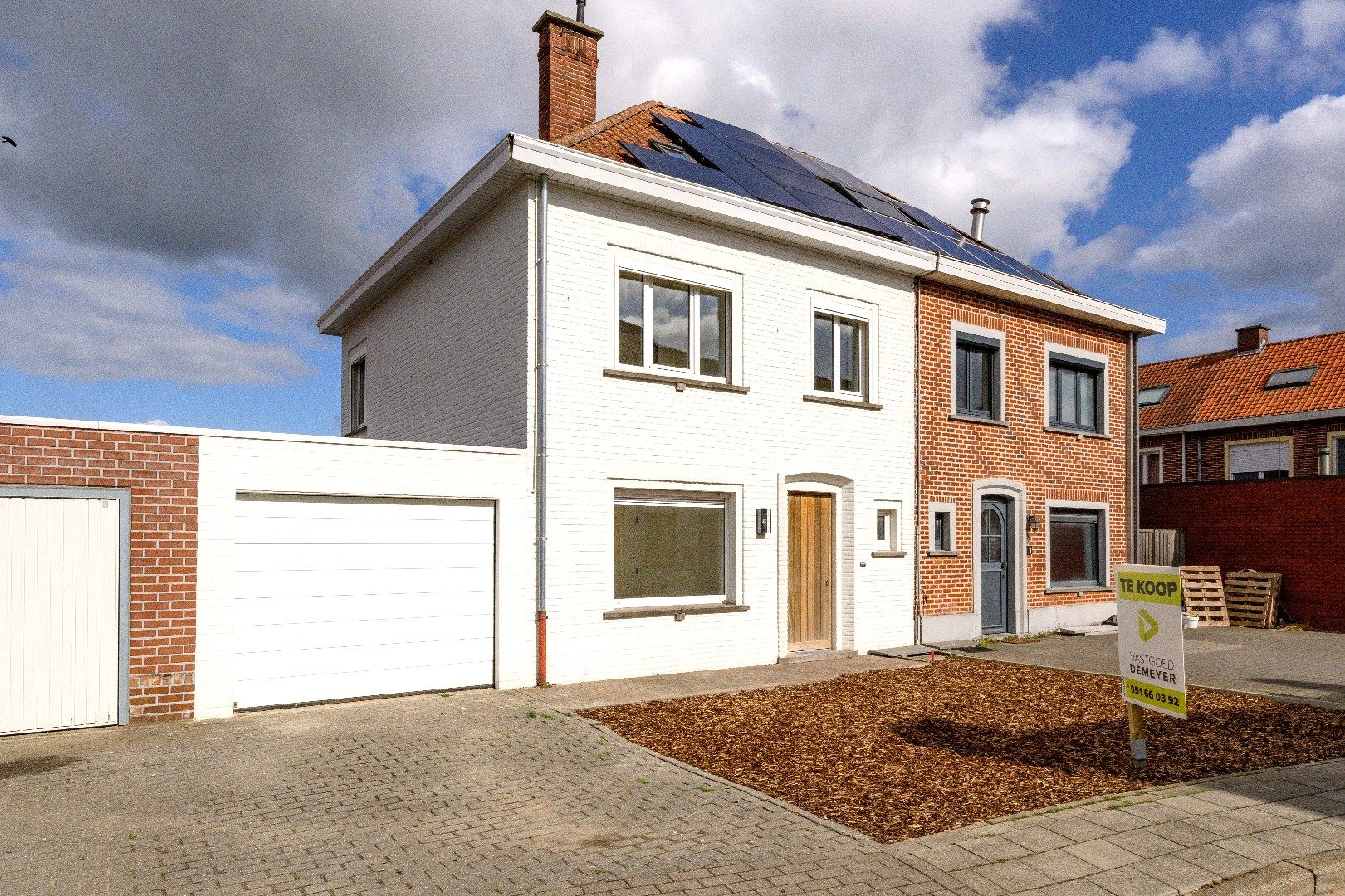 PERFECT INSTAPKLARE ENERGIEVRIENDELIJKE WOONST | 4SLPKS | GARAGE foto {{pictureIndex}}