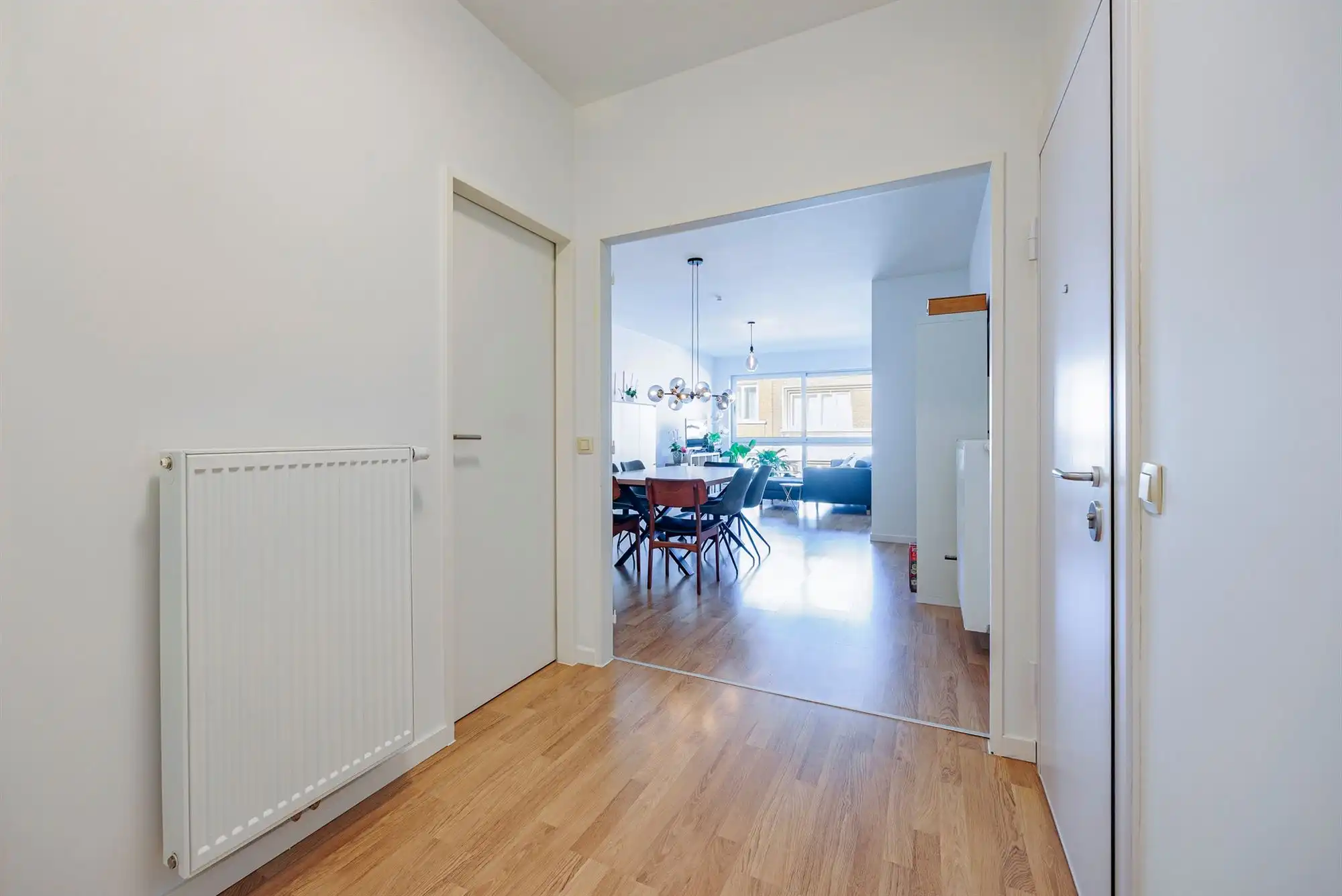 Ruim en lichtrijk appartement met zonnig zuidgericht terras foto 7