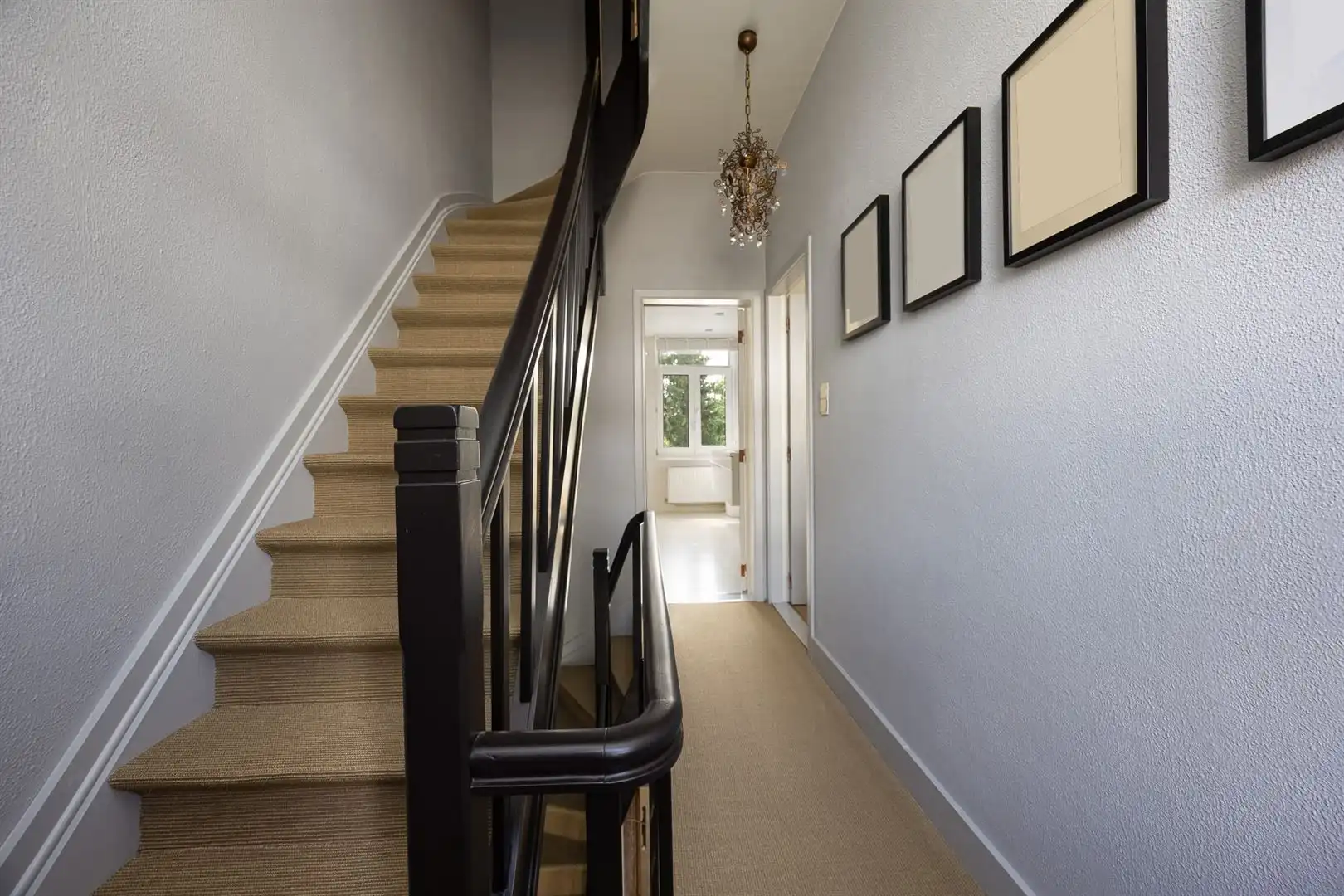 Prima onderhouden woning met 4 SLK op toplocatie foto 21