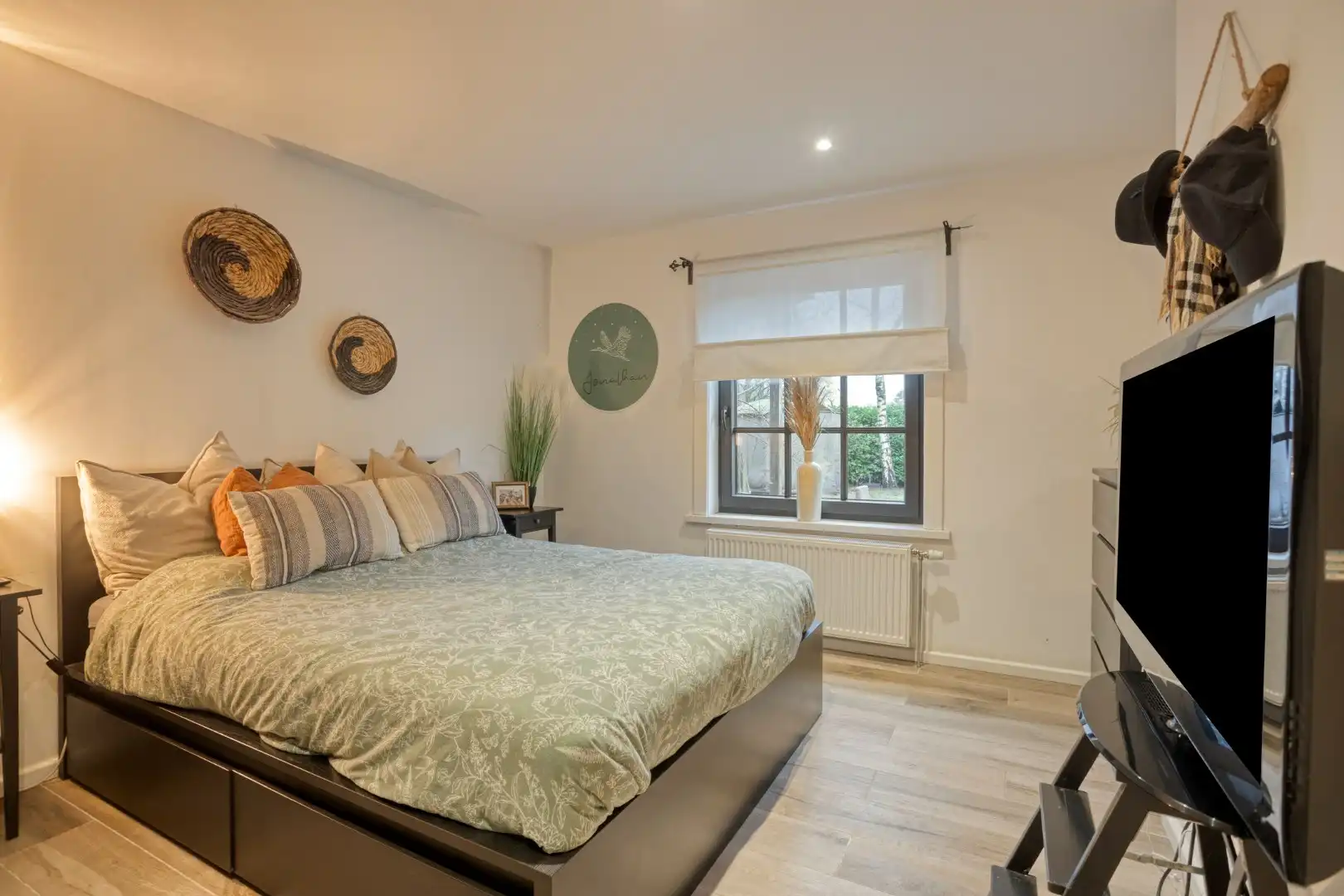 Gezellige, karakteristieke en energiezuinige woning met 4 SLPKS en 2 badkamers !  foto 13