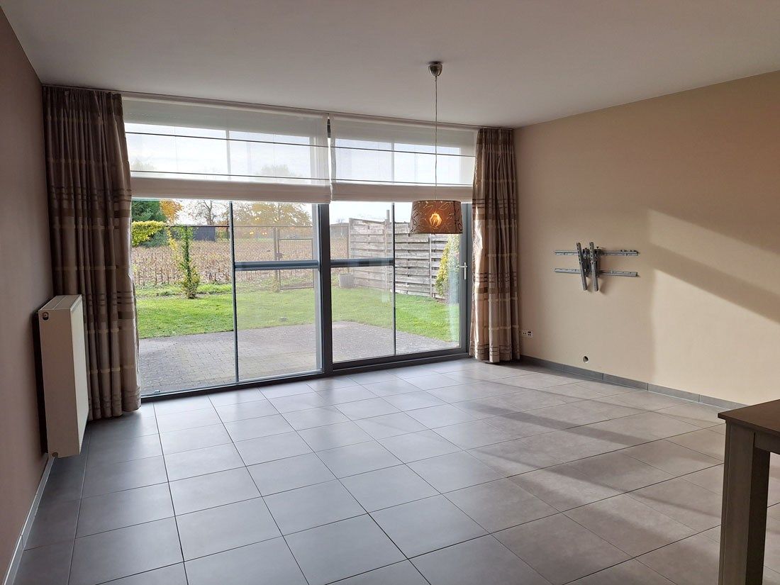 Instapklaar, modern gelijkvloers appartement te Kortessem foto 3