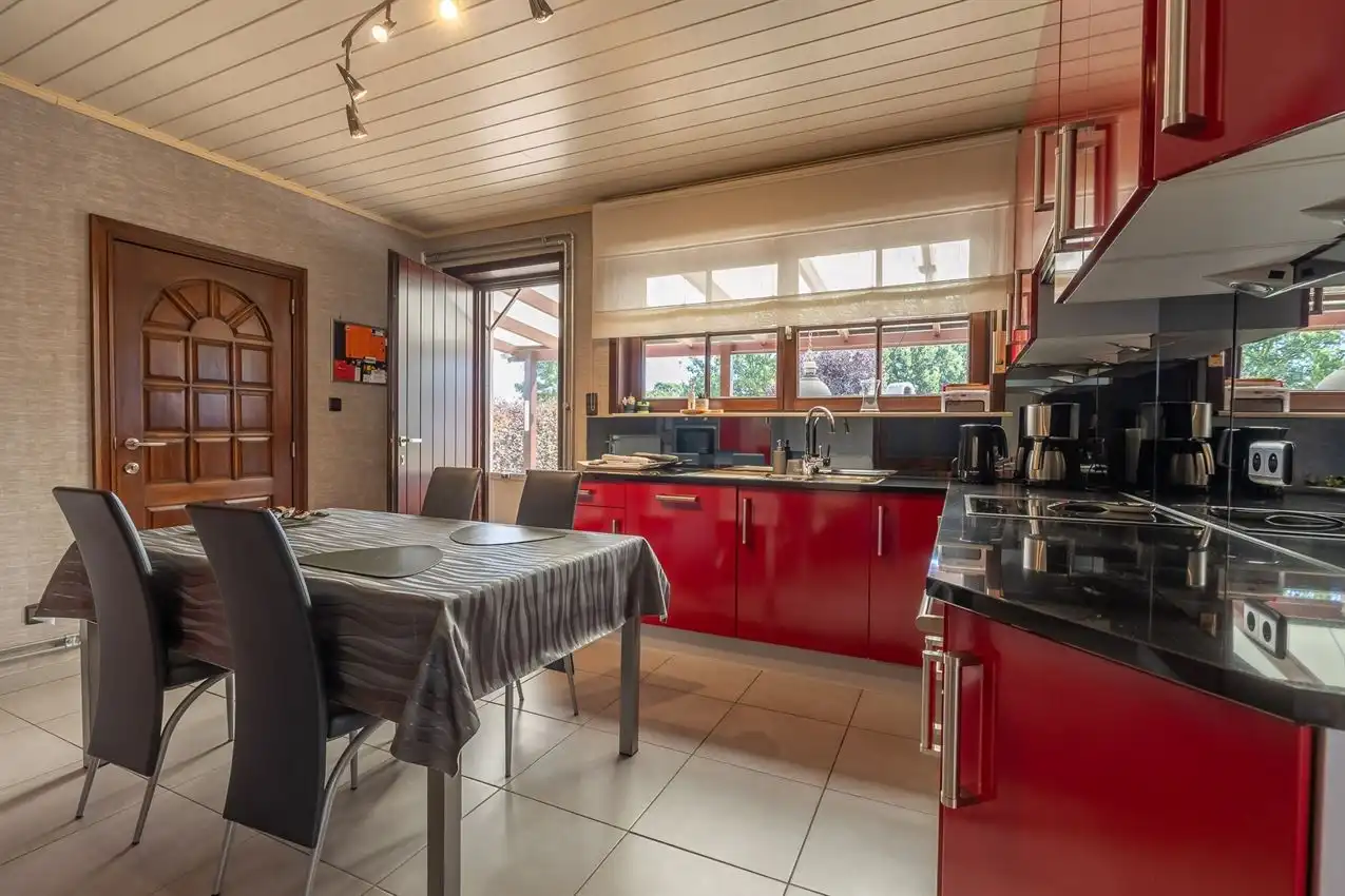Verzorgde landelijke woning met 3slk op boogscheut E314 foto 10
