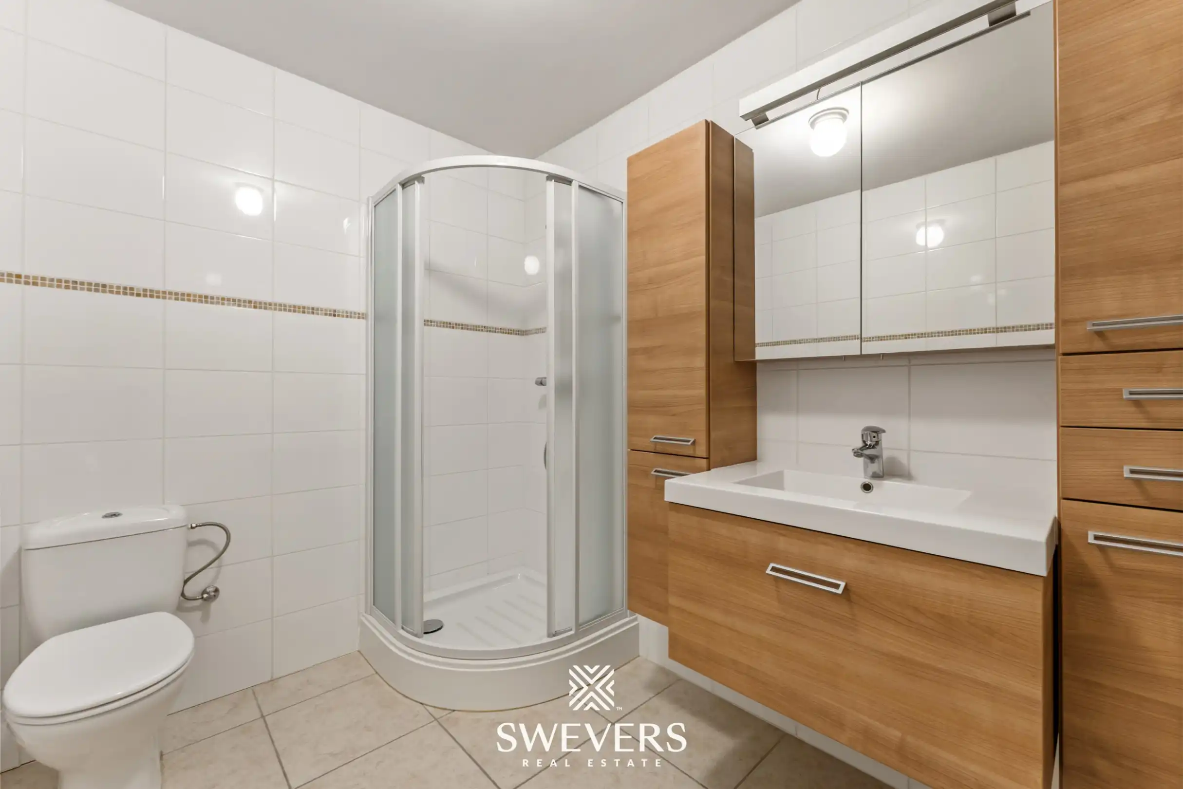 Rustig gelegen, recente en instapklare woning met ruime tuin te Budingen. foto 14