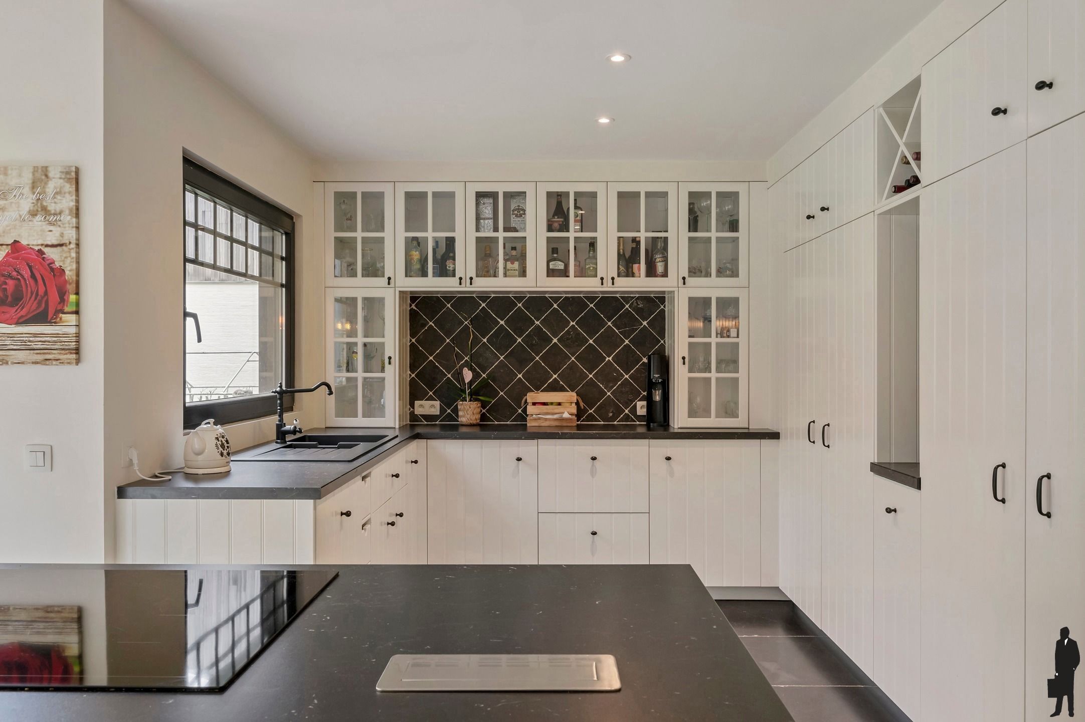 Volledige gerenoveerde villa te koop foto 16