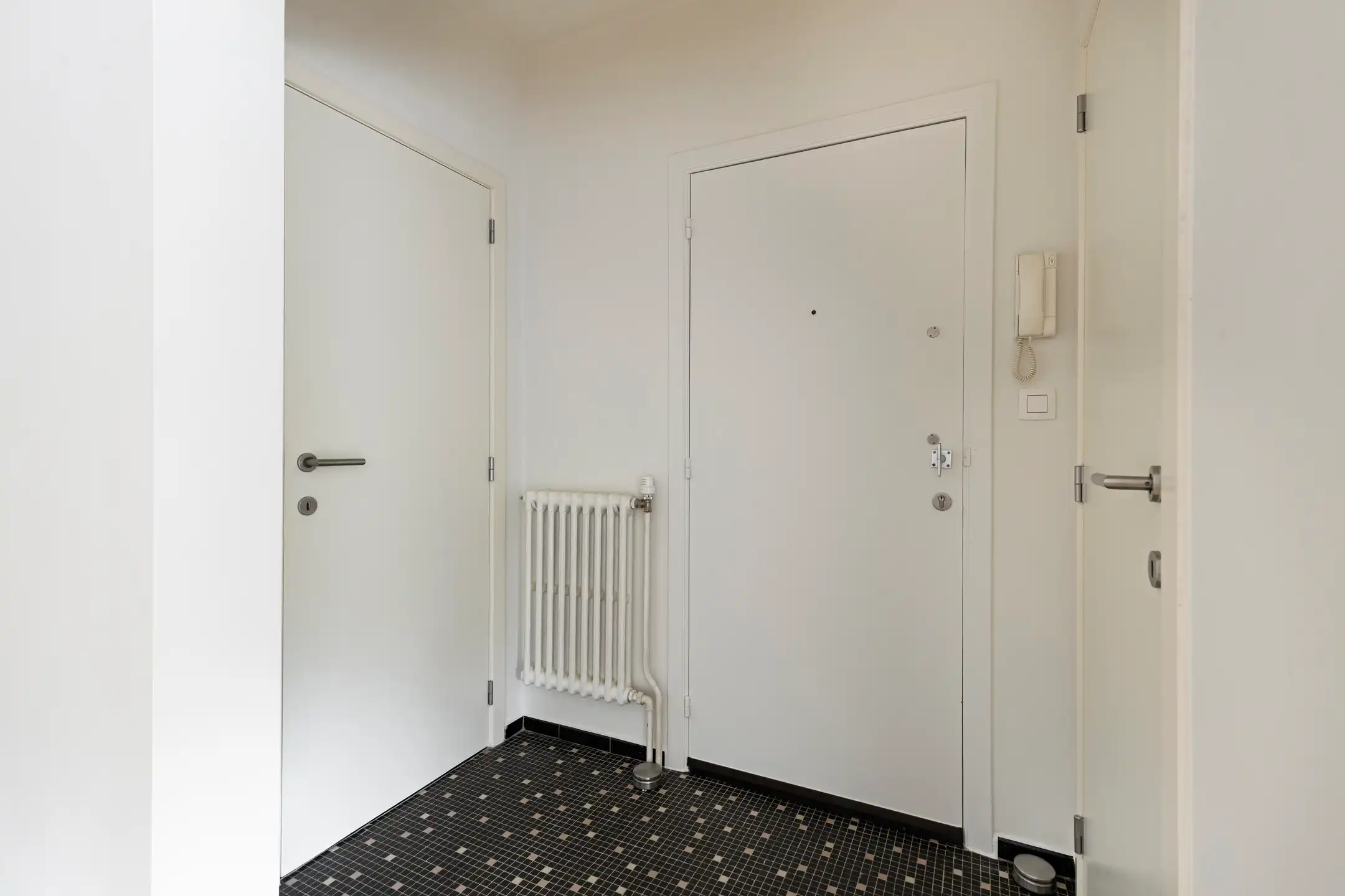 Instapklaar appartement met 2 slaapkamers in Sint-Michiels foto 3