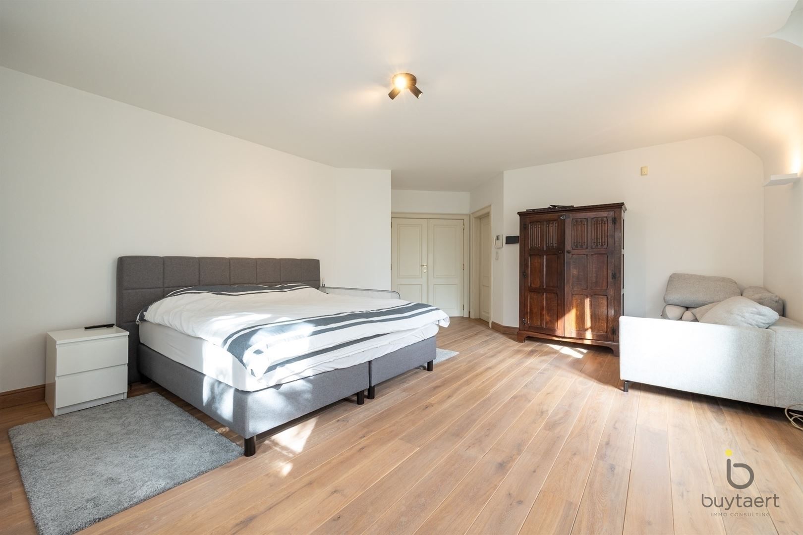 Gezellige MANOIRE villa in een aangename omgeving te Halle / Zoersel! foto 16