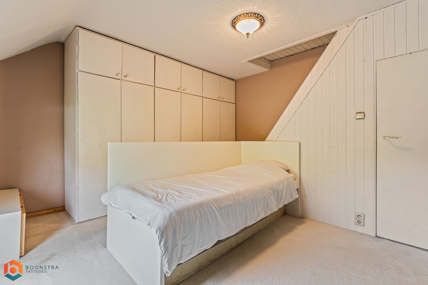 Woning met 3 slpkrs op ruim perceel (1759m²) foto 20