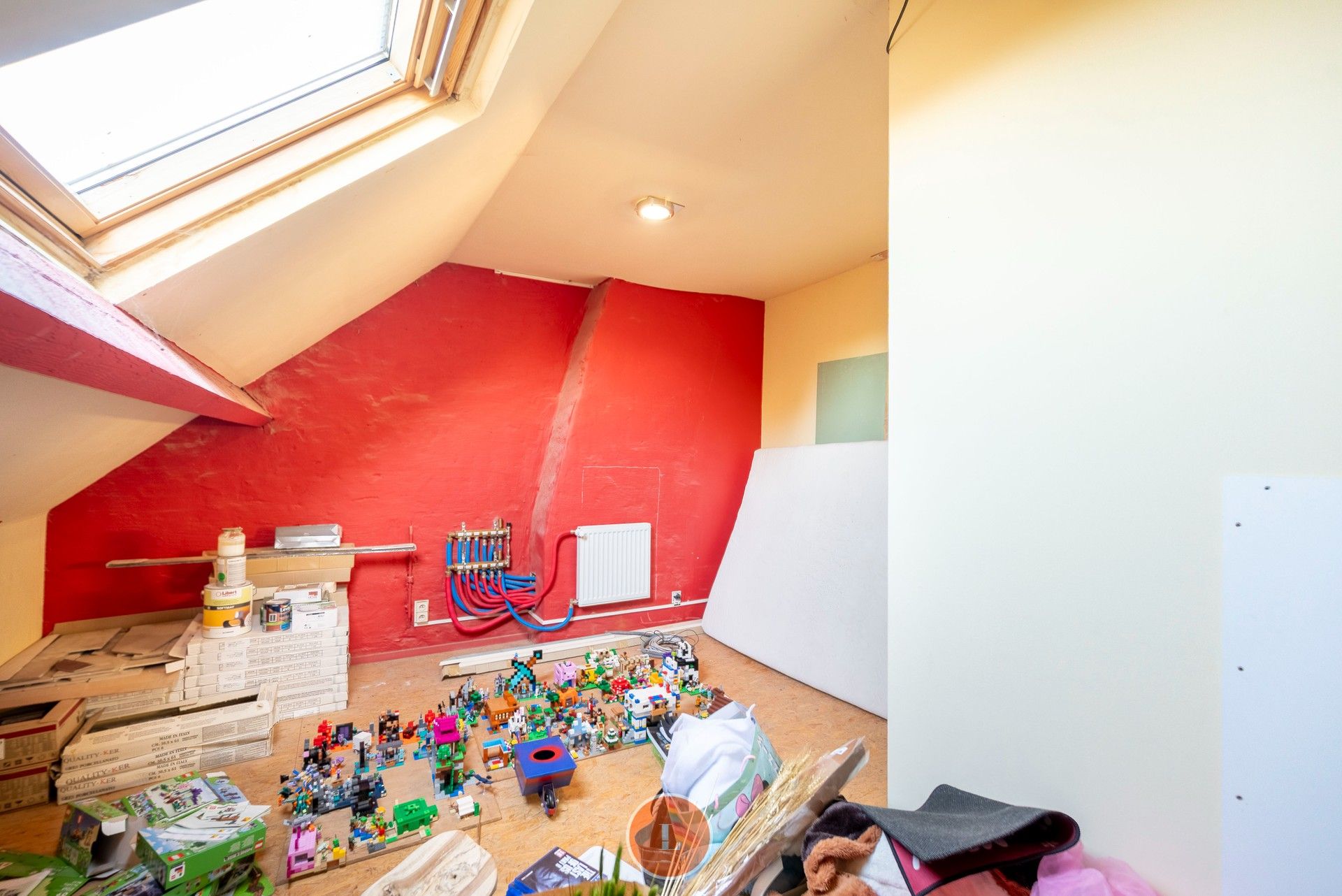 Instapklare gezinswoning met garage en tuin in Wevelgem. foto 17