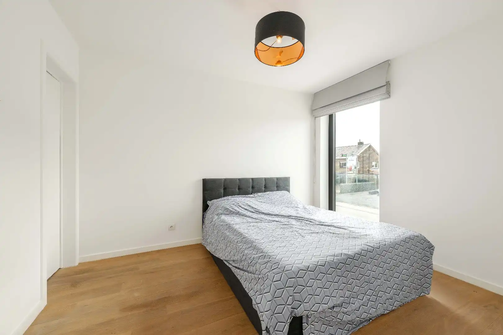 Instapklaar, energiezuinig appartement (2019) met terras in Beveren-Leie foto 10