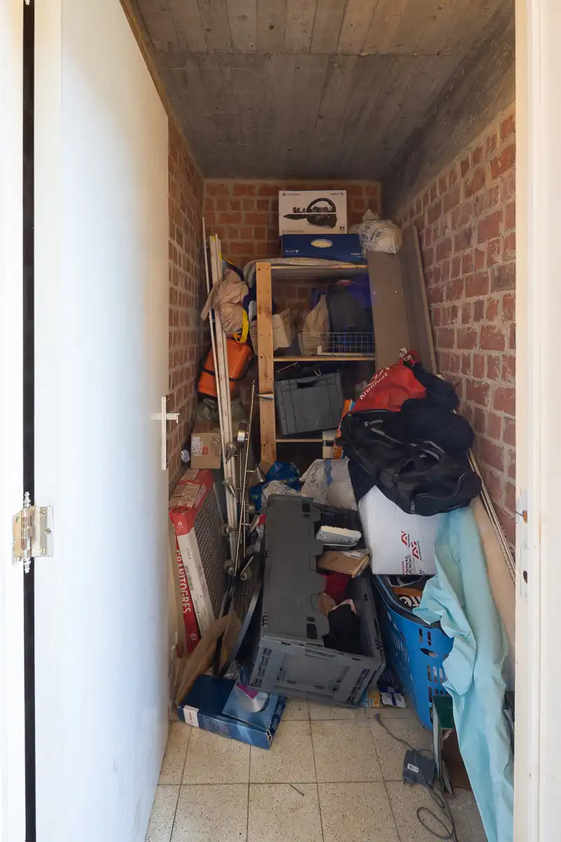 Gerenoveerd appartement met 2 slaapkamers foto 21