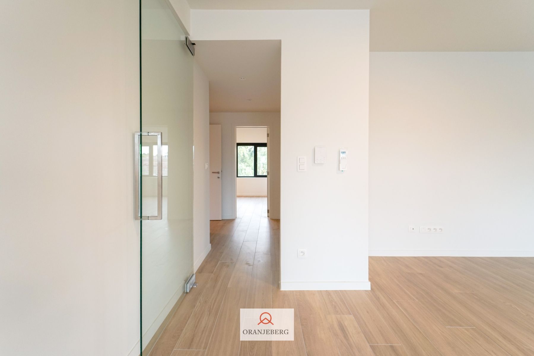 Appartement met prachtig zicht over de Portus Ganda foto 15
