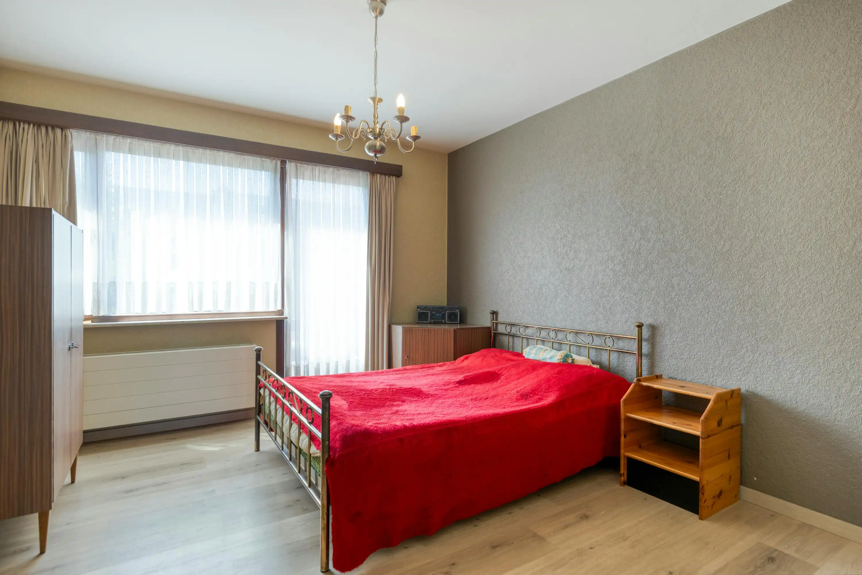 Huis met 3 slaapkamers en garage te koop in Merksem foto 11