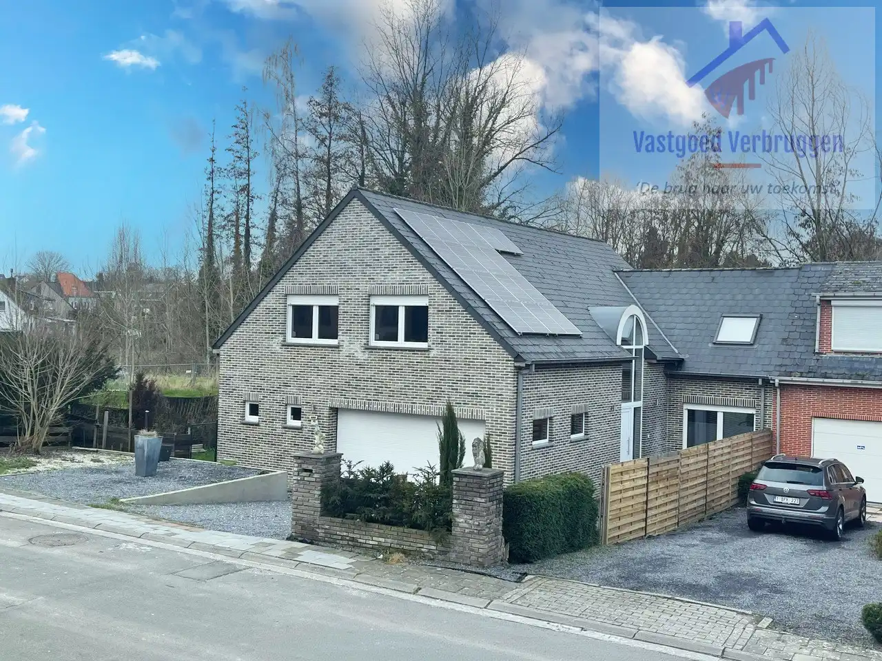 Hoofdfoto van de publicatie: Goed gelegen ruime woning (kangoeroewoning mogelijk)