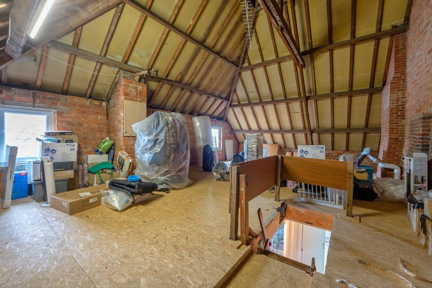 Ruime, instapklare HOB met 3 slpk., garage en tuin foto 12