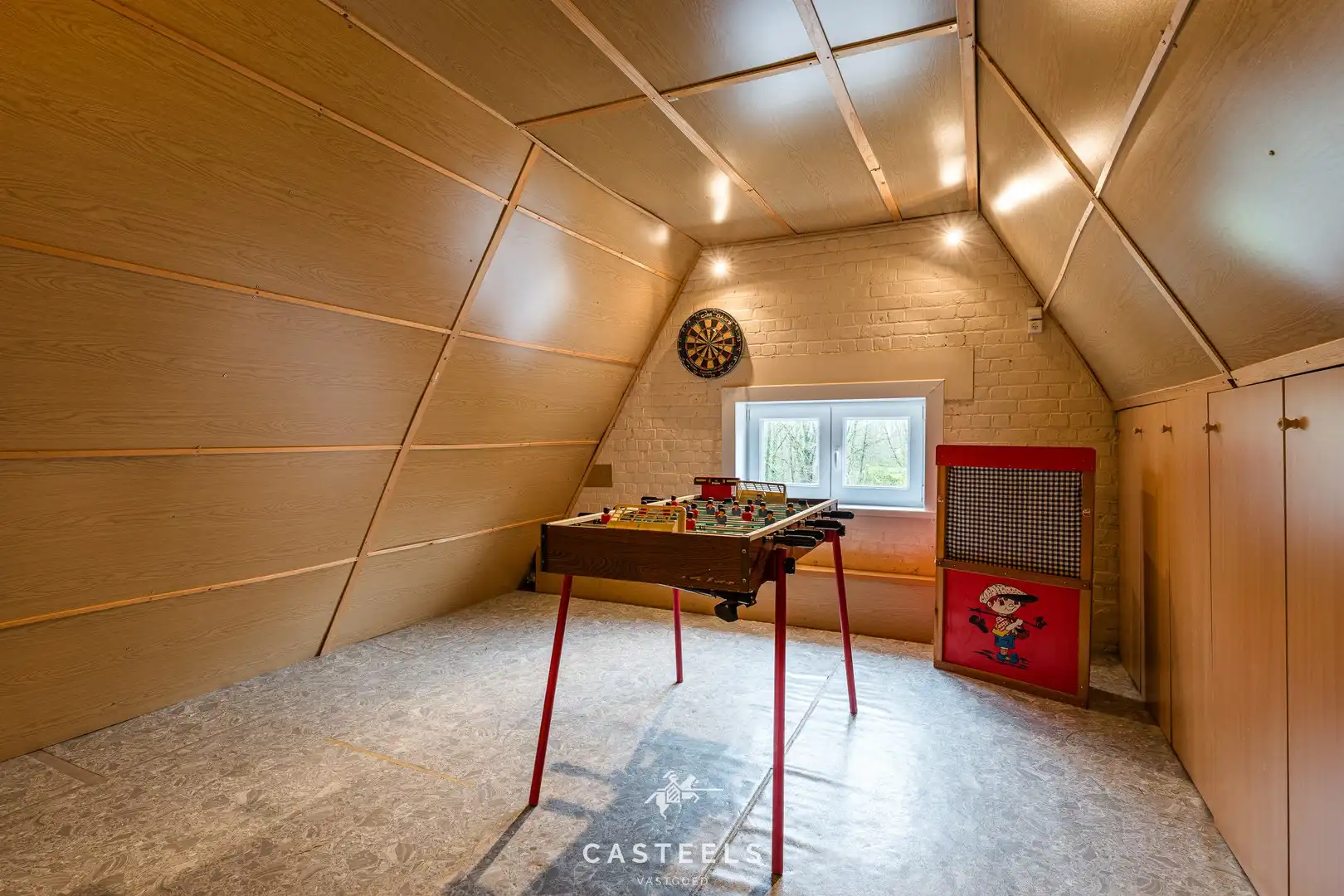 Ruime gezinswoning met zonnige tuin te koop in Lokeren foto 23