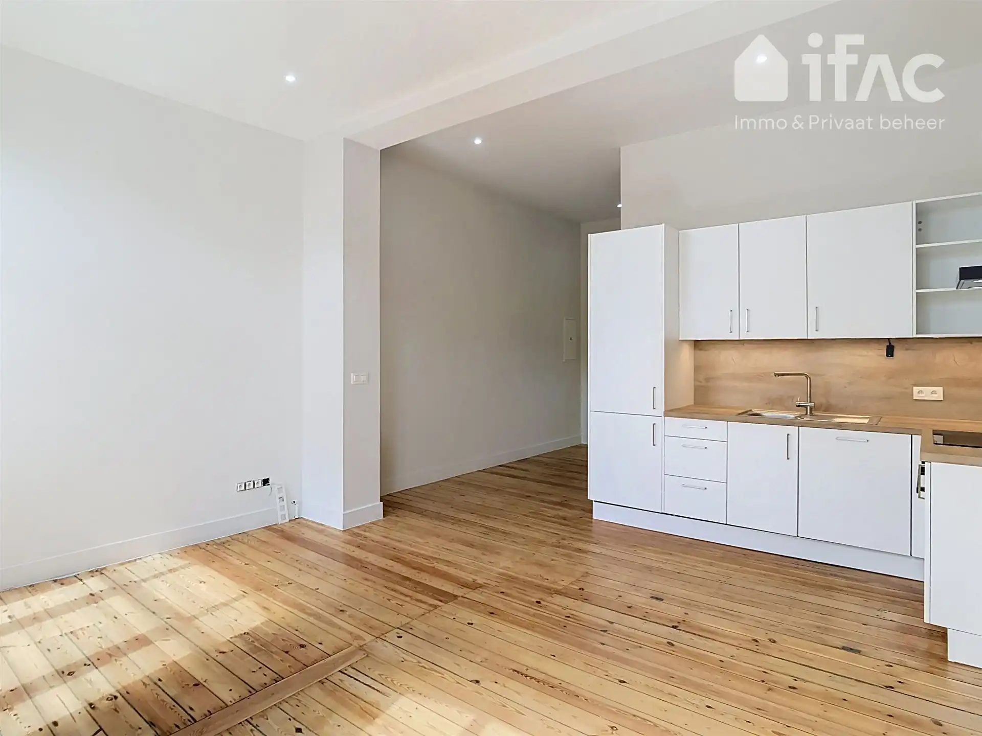 Charmant en volledig gerenoveerd appartement foto 7