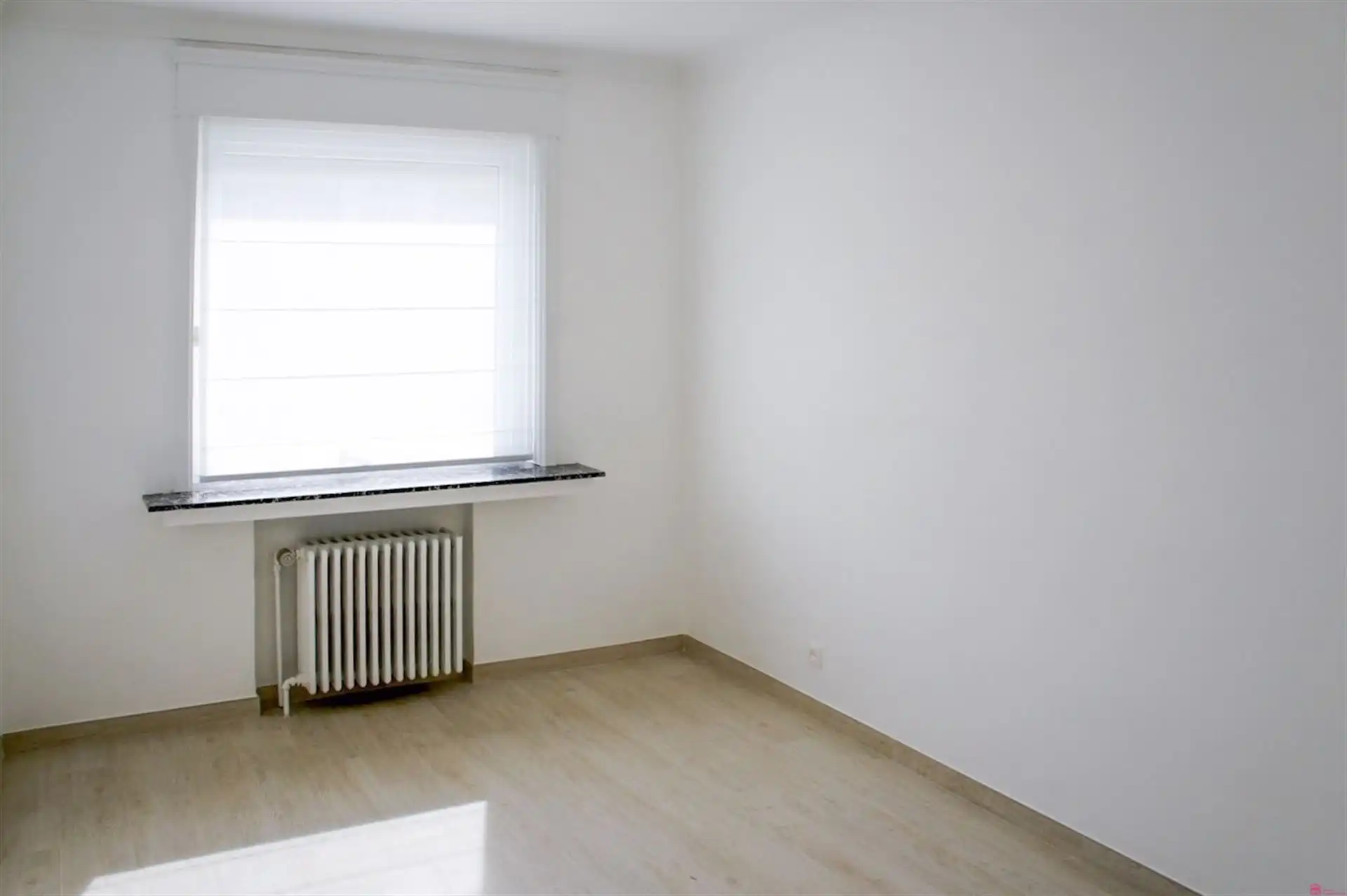 Ruim appartement in residentiële straat foto 10