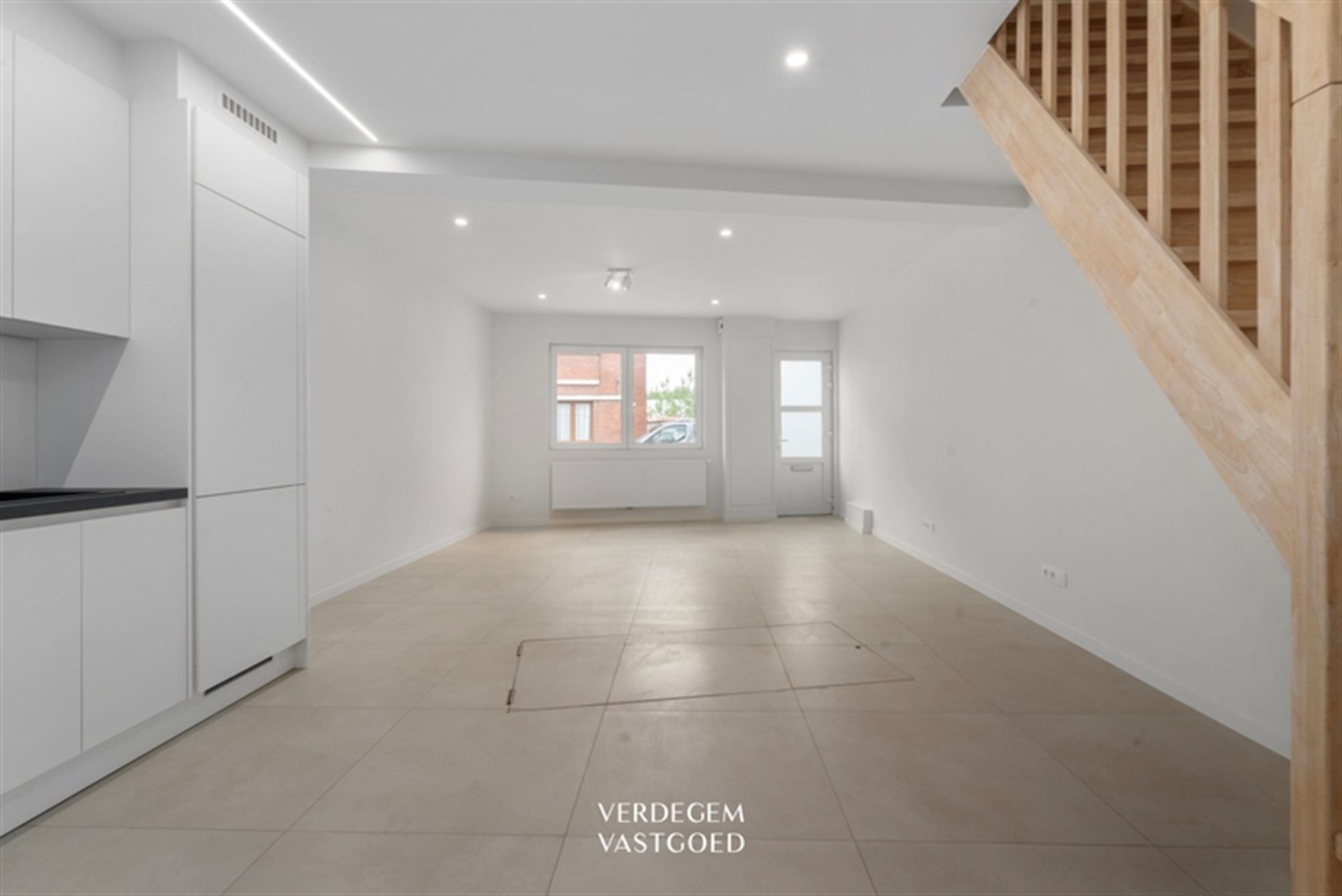 Volledig gerenoveerde woning met 3 slaapkamers, EPC A en buitenplek foto 8