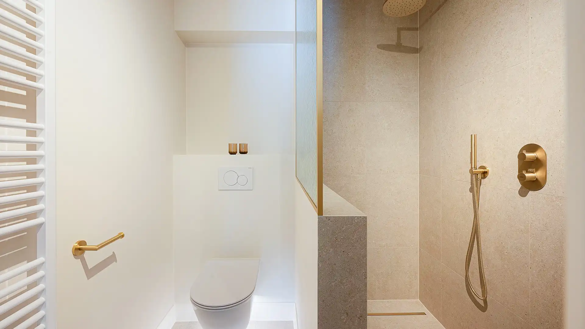 Luxueus afgewerkt appartement ideaal gelegen tussen Lichttoren- en Driehoeksplein foto 11