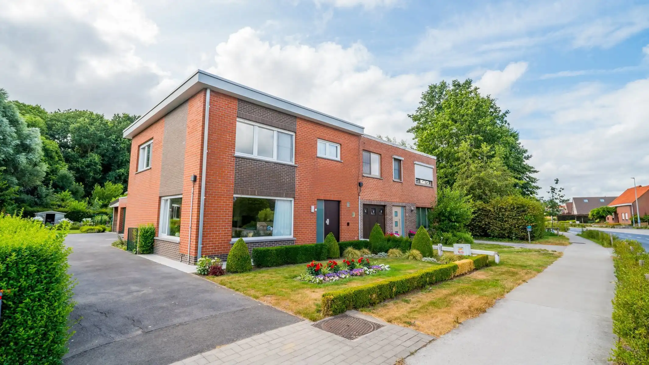 Instapklare woning met 3 slpks en tuin met landelijk zicht foto 32