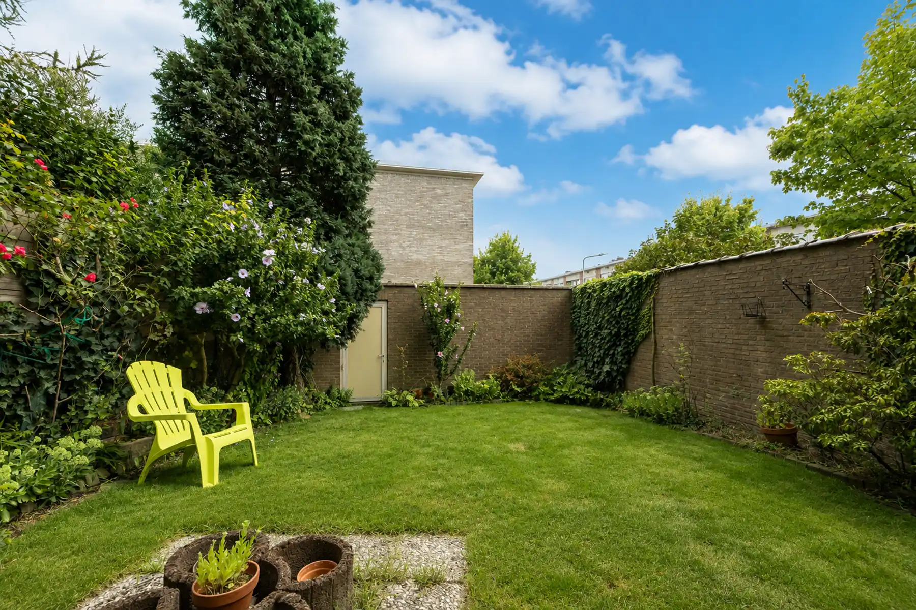RUIM 3 SLAAPKAMERAPPARTEMENT MET TUIN & GARAGE foto 8
