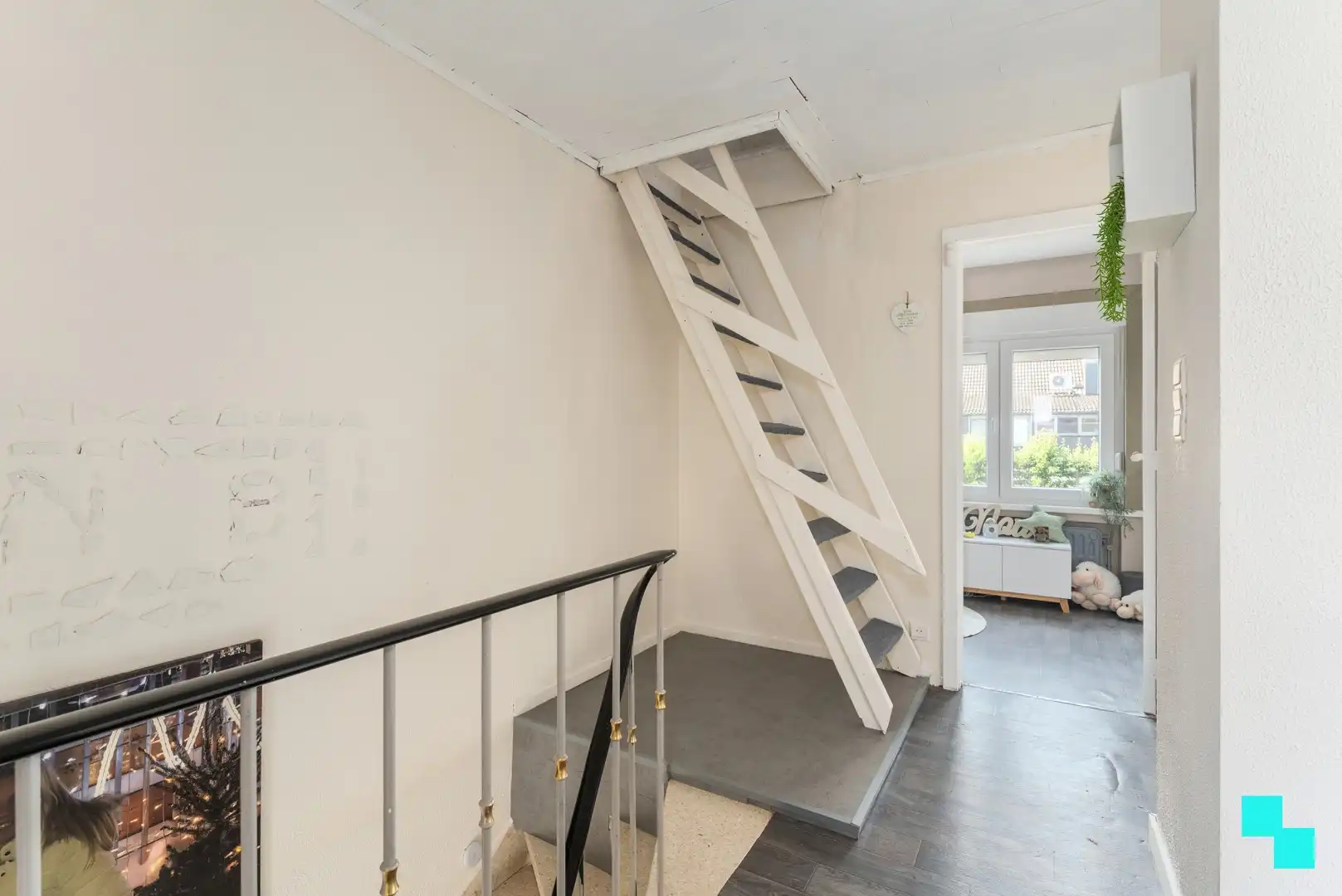 Zuidgerichte woning met uitweg en aparte garage - Assebroek foto 19