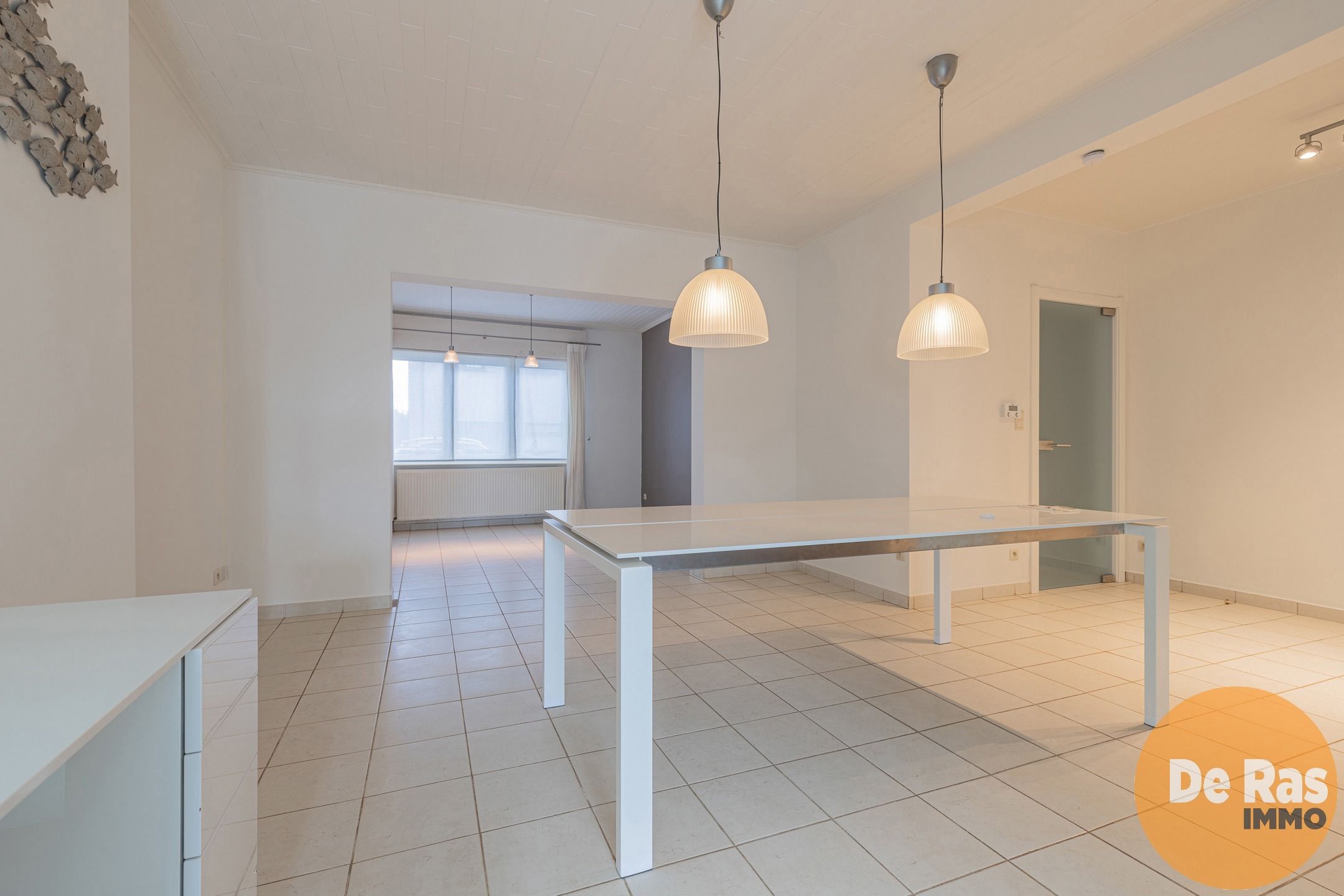 ERONDEGEM- Instapklare woning met grote tuin  foto 4