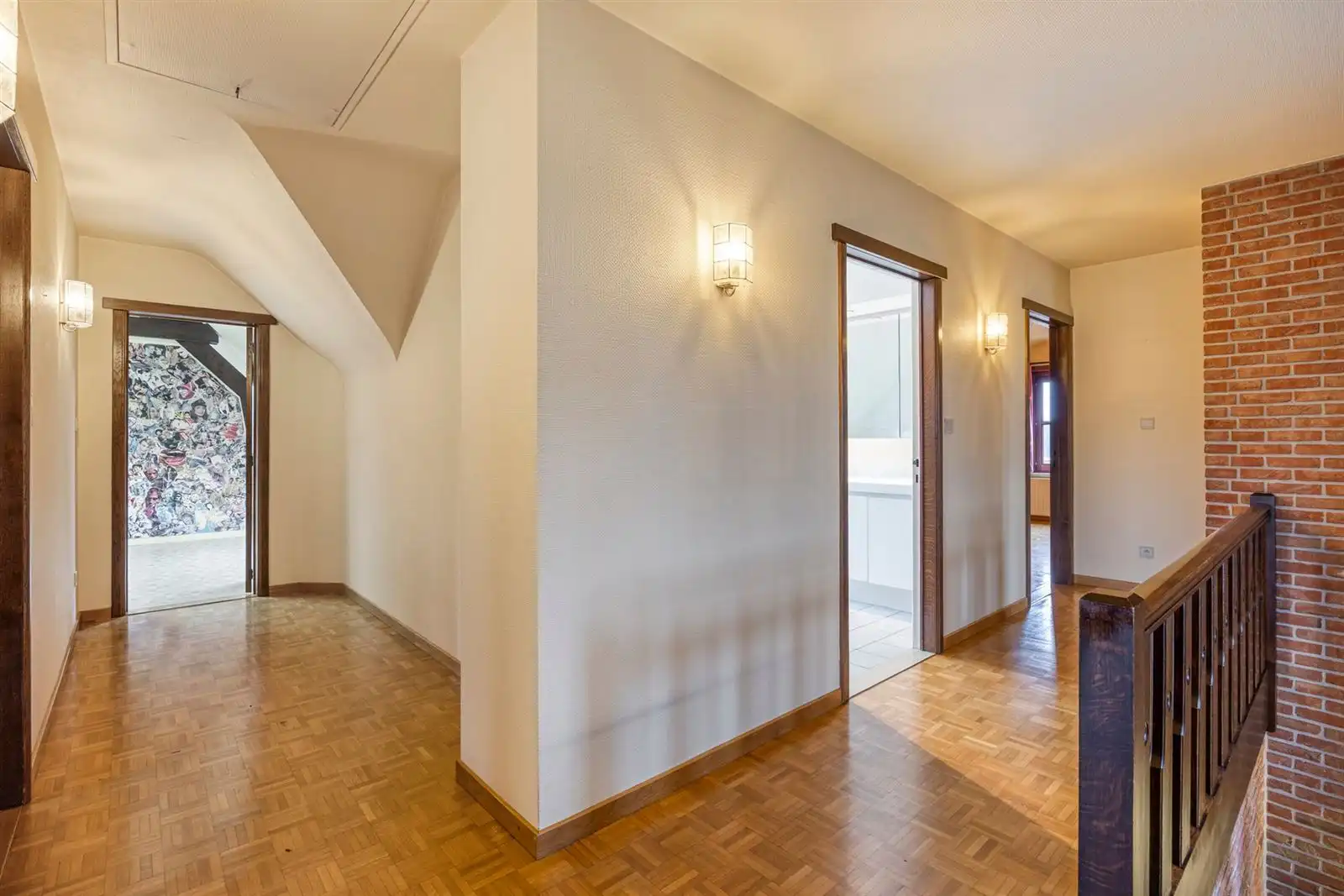 Riante open bebouwing in rustige straat foto 20