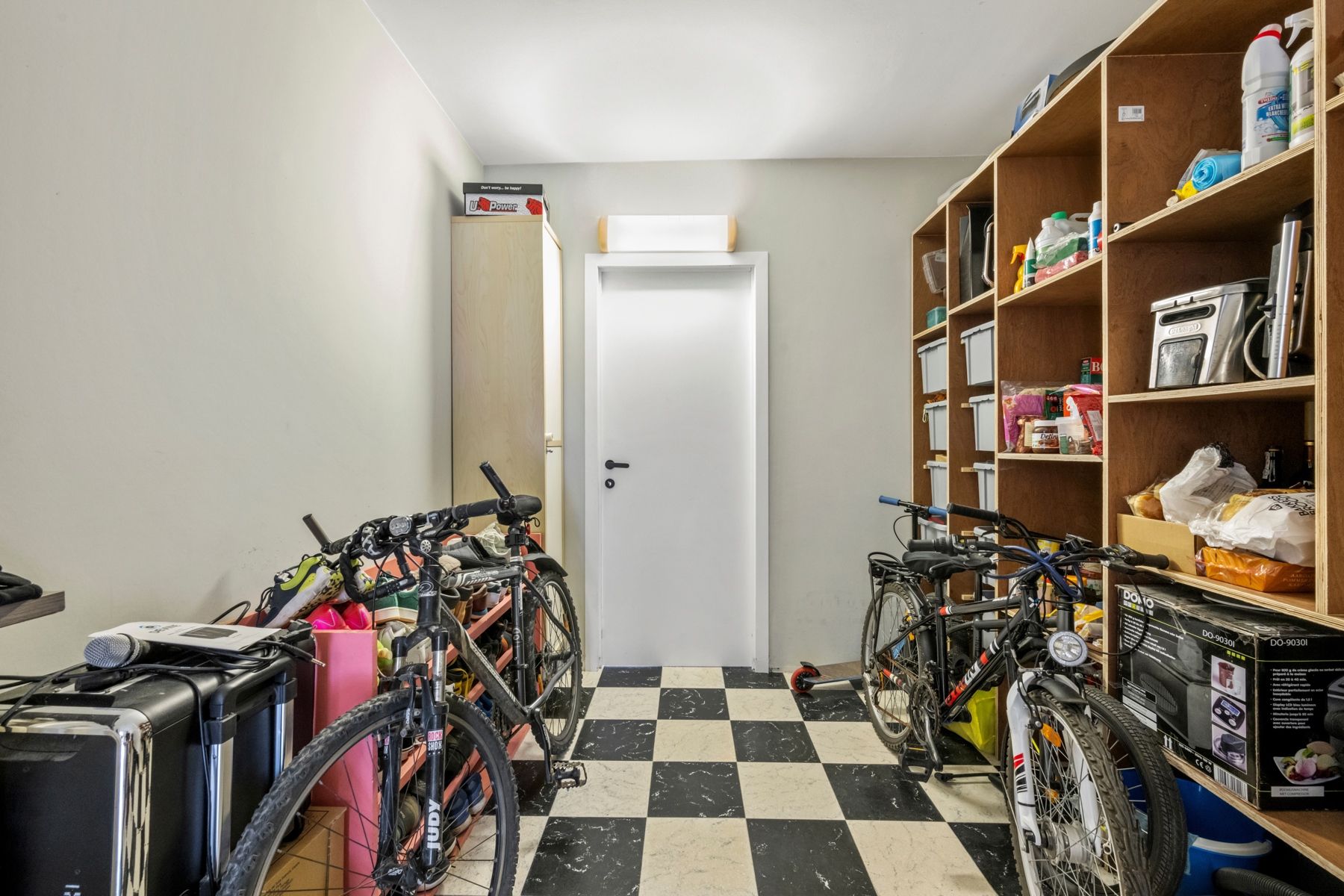 Rustig gelegen, lichtrijke & instapklare rijwoning te Brugge foto 8