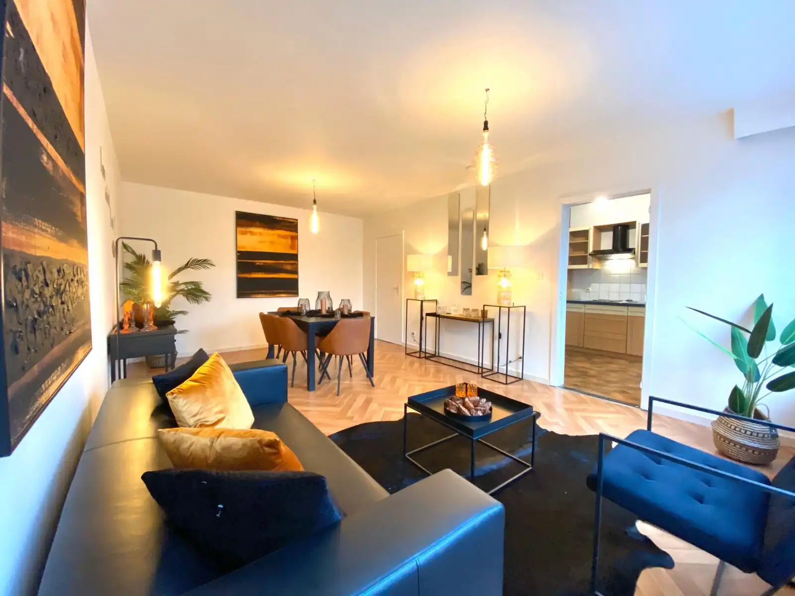 Instapklaar gelijkvloers appartement met garage ! foto 3