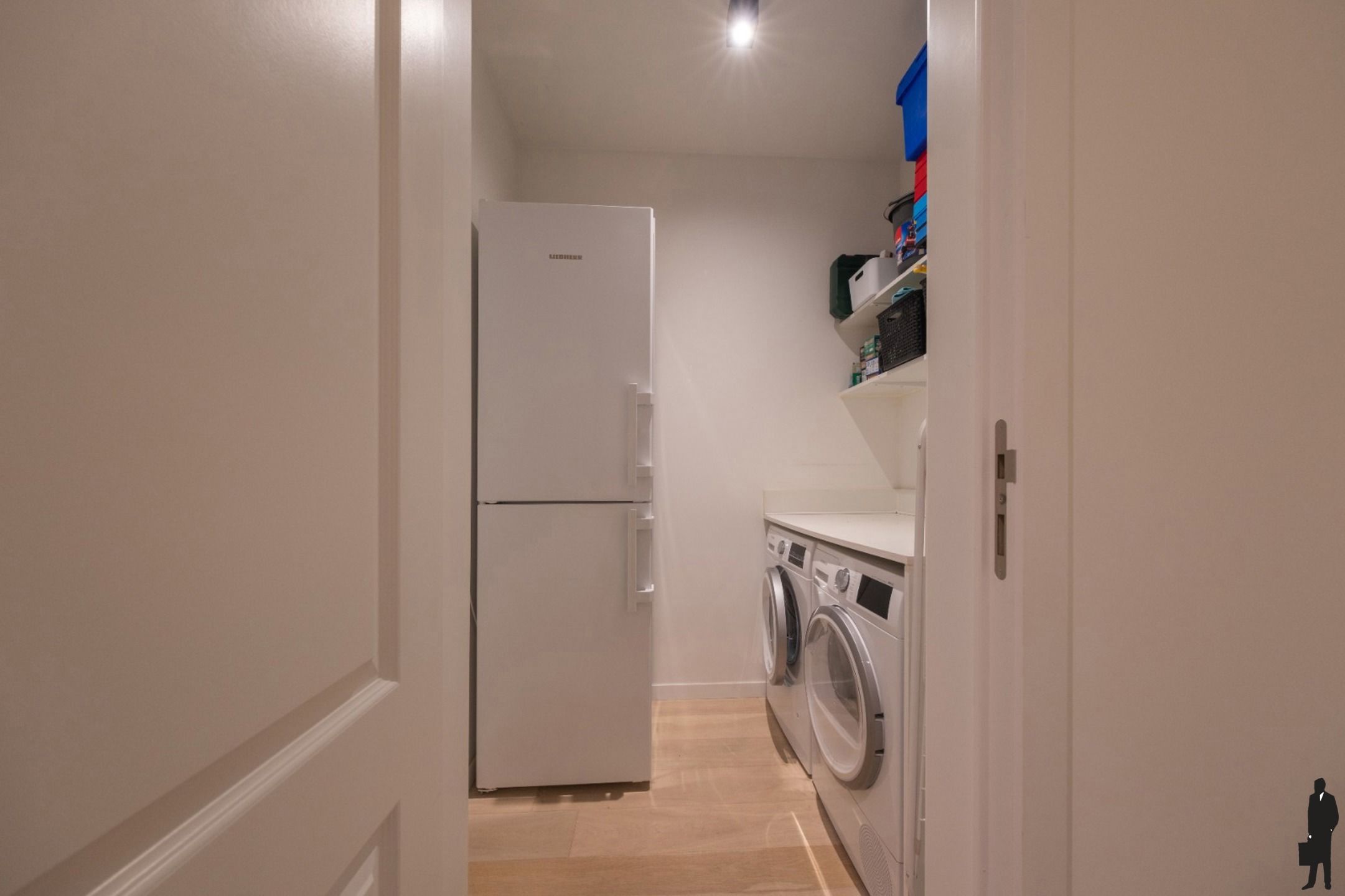 Instapklaar appartement met zonnige tuin op de grens van Wilrijk en Berchem foto 12