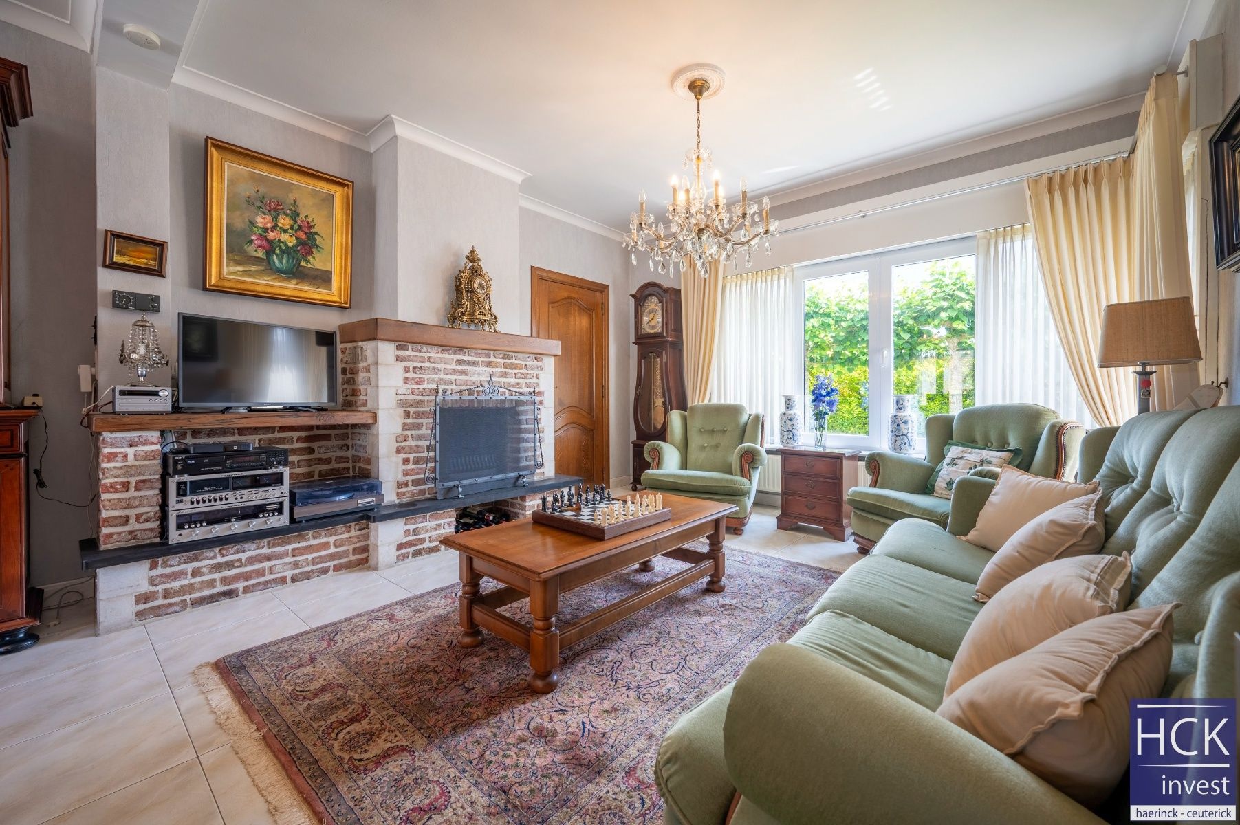 DEINZE - Alleenstaande villawoonst met 3 SLPK, tuin en garage foto 4