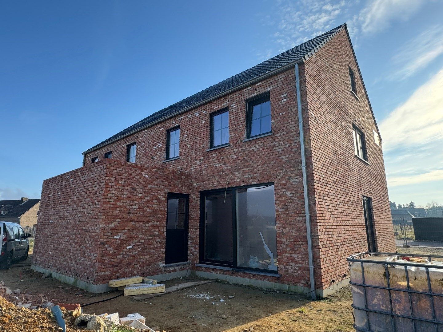 Casco moderne halfopen bebouwing aan 6% BTW foto 5